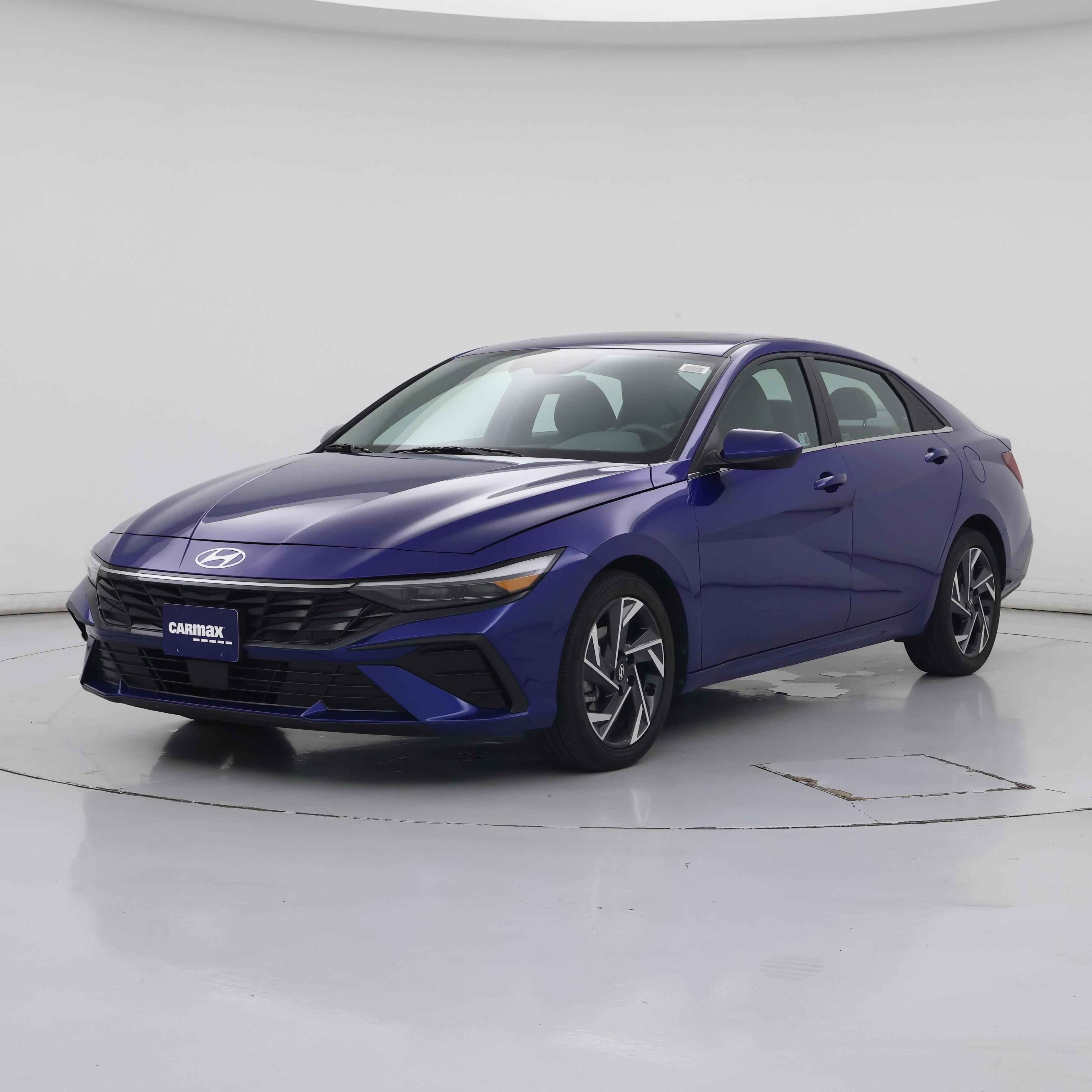 Thumbnail: 2024 Hyundai Elantra - 4
