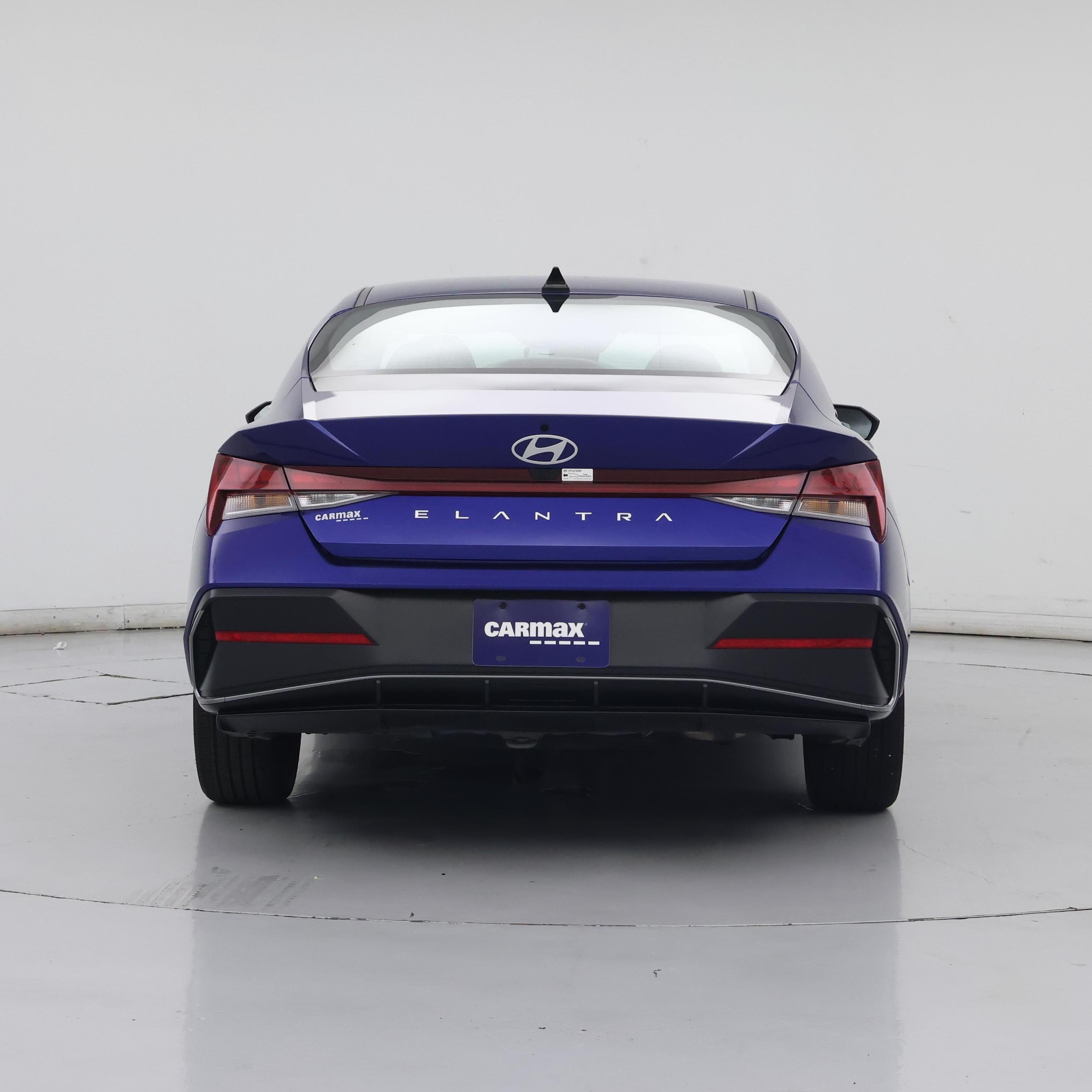 Thumbnail: 2024 Hyundai Elantra - 6