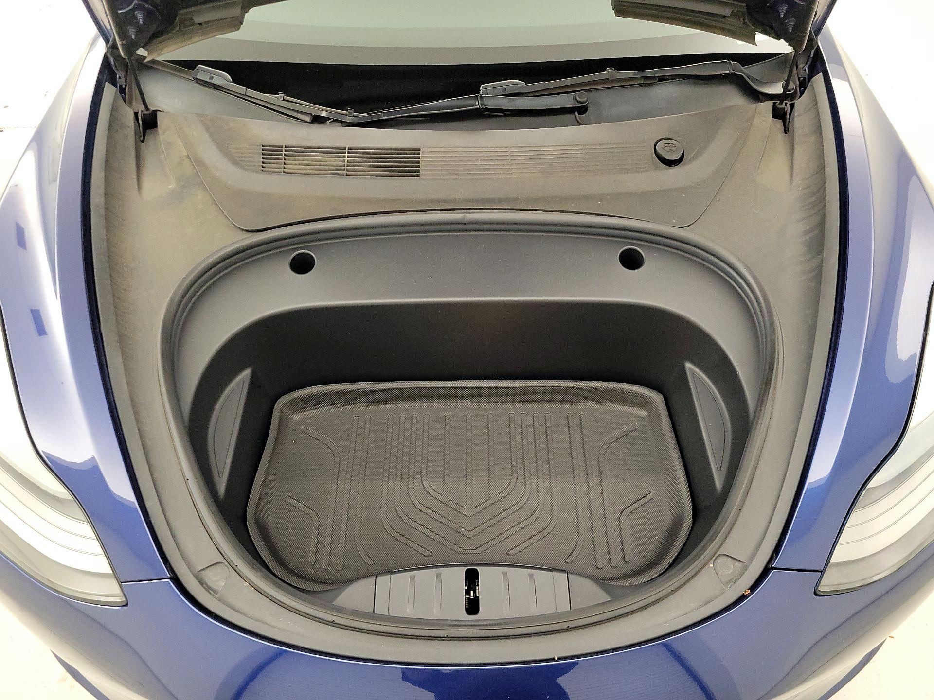 Thumbnail: 2023 Tesla Model 3 - 20