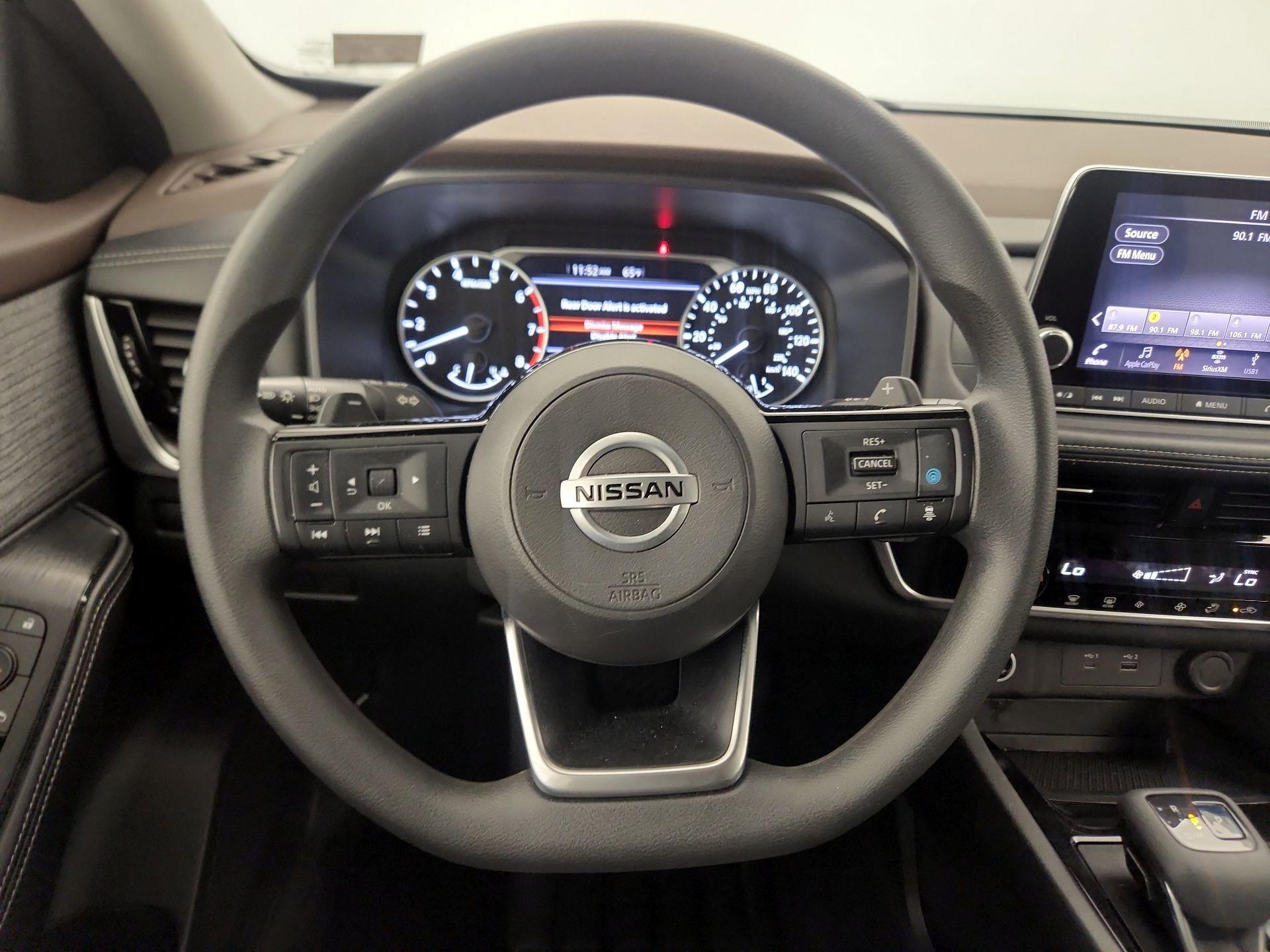 Thumbnail: 2021 Nissan Rogue - 10