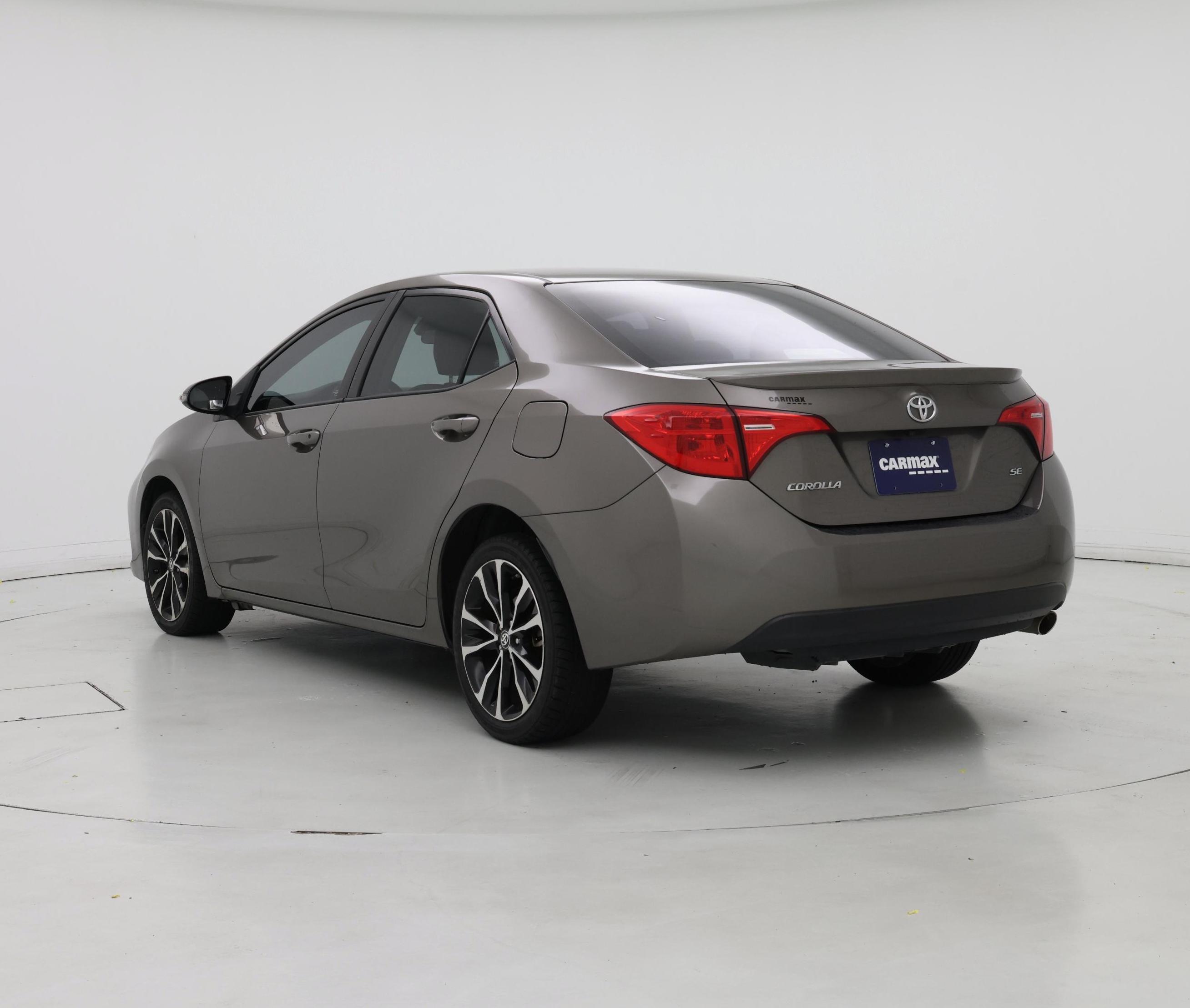 Thumbnail: 2018 Toyota Corolla - 2