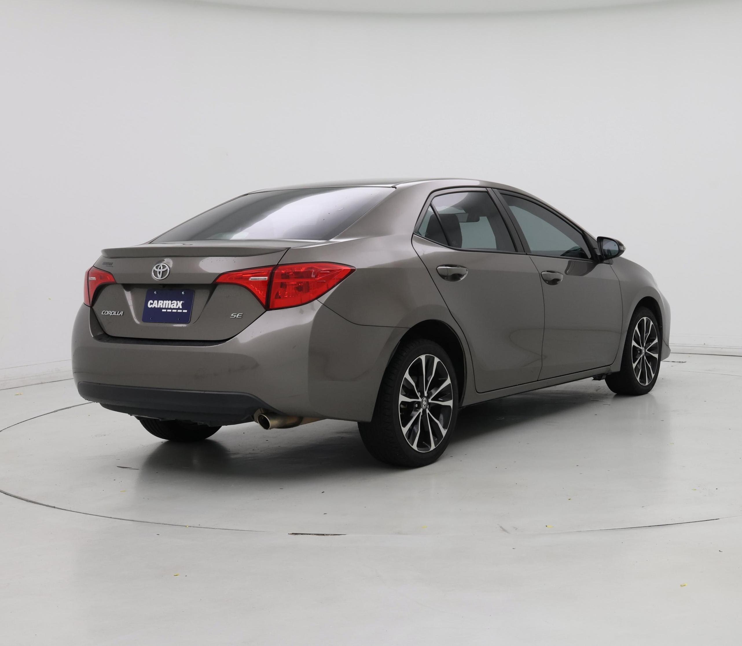 Thumbnail: 2018 Toyota Corolla - 8