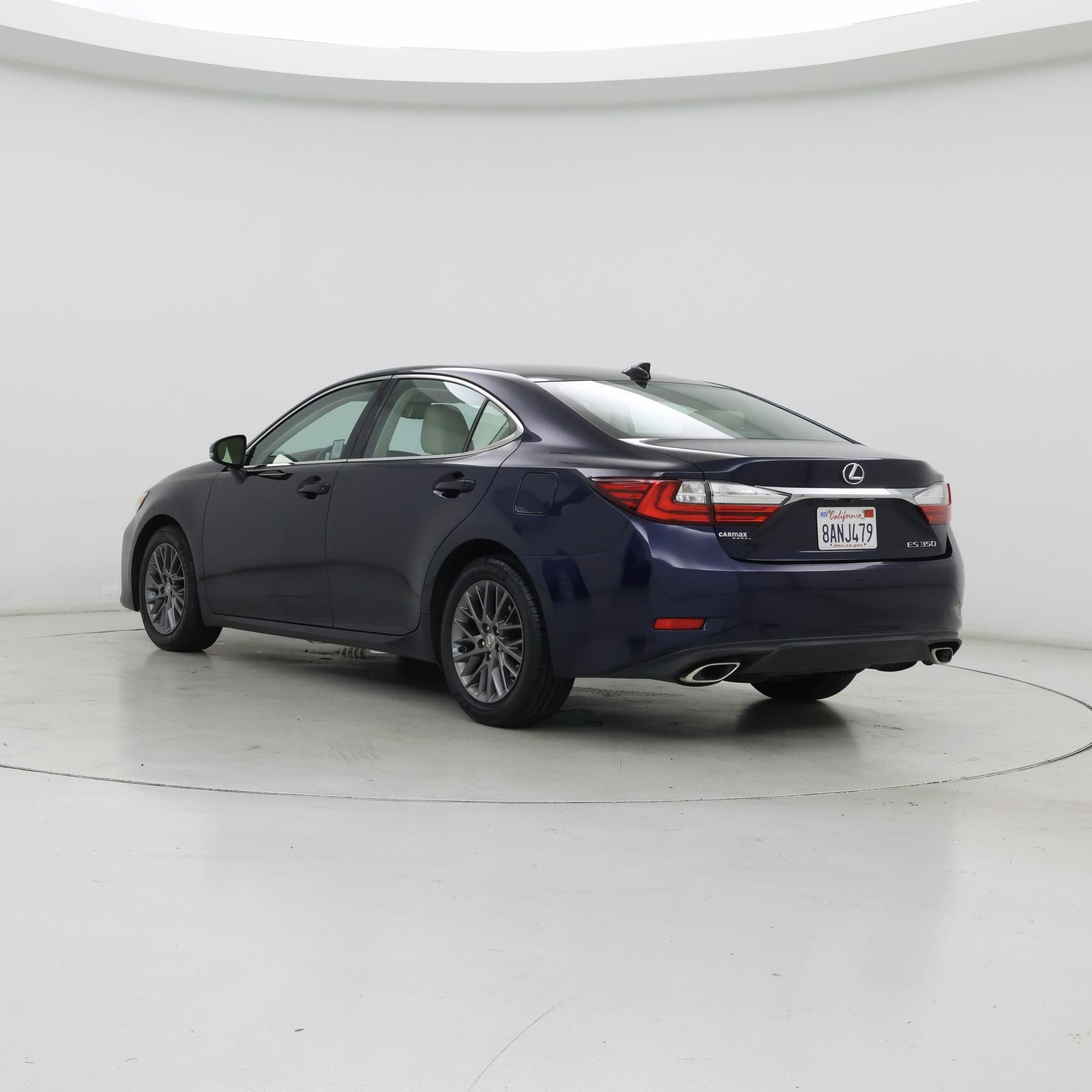Thumbnail: 2018 Lexus ES - 2