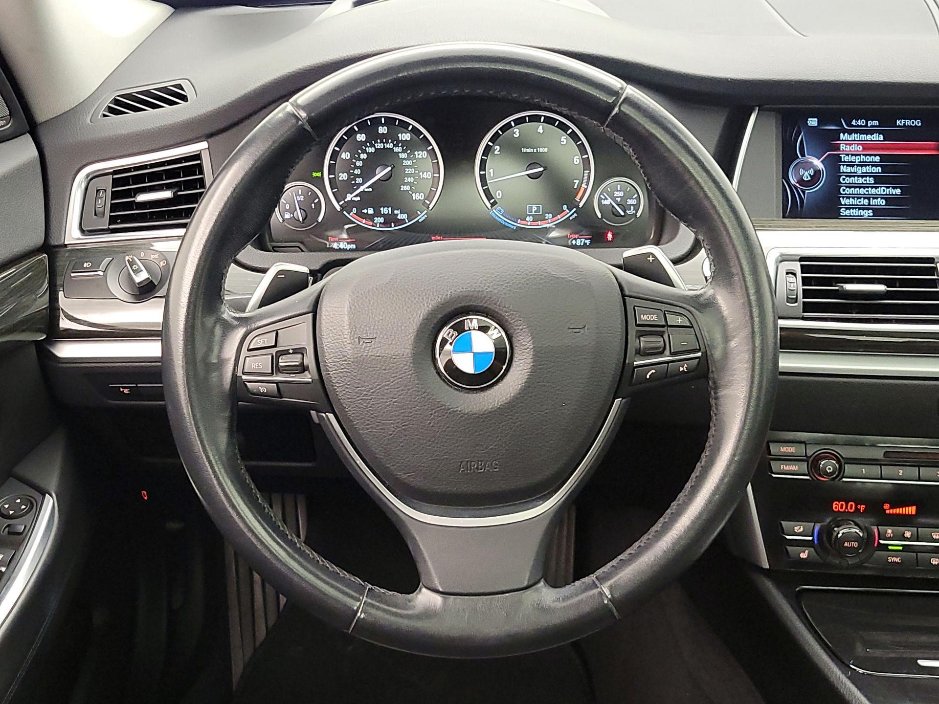 Thumbnail: 2016 BMW 5 Series - 10