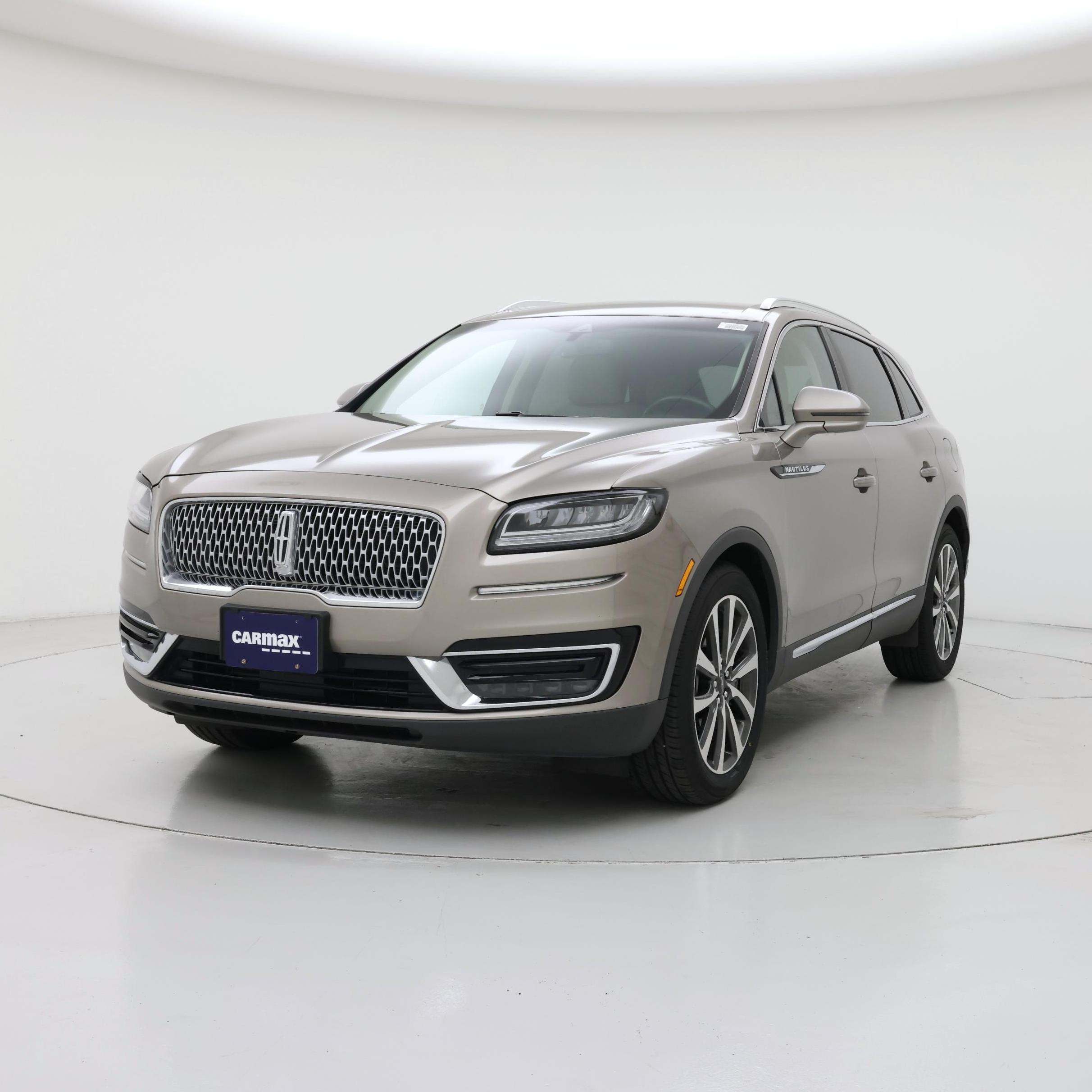 Thumbnail: 2019 Lincoln Nautilus - 4