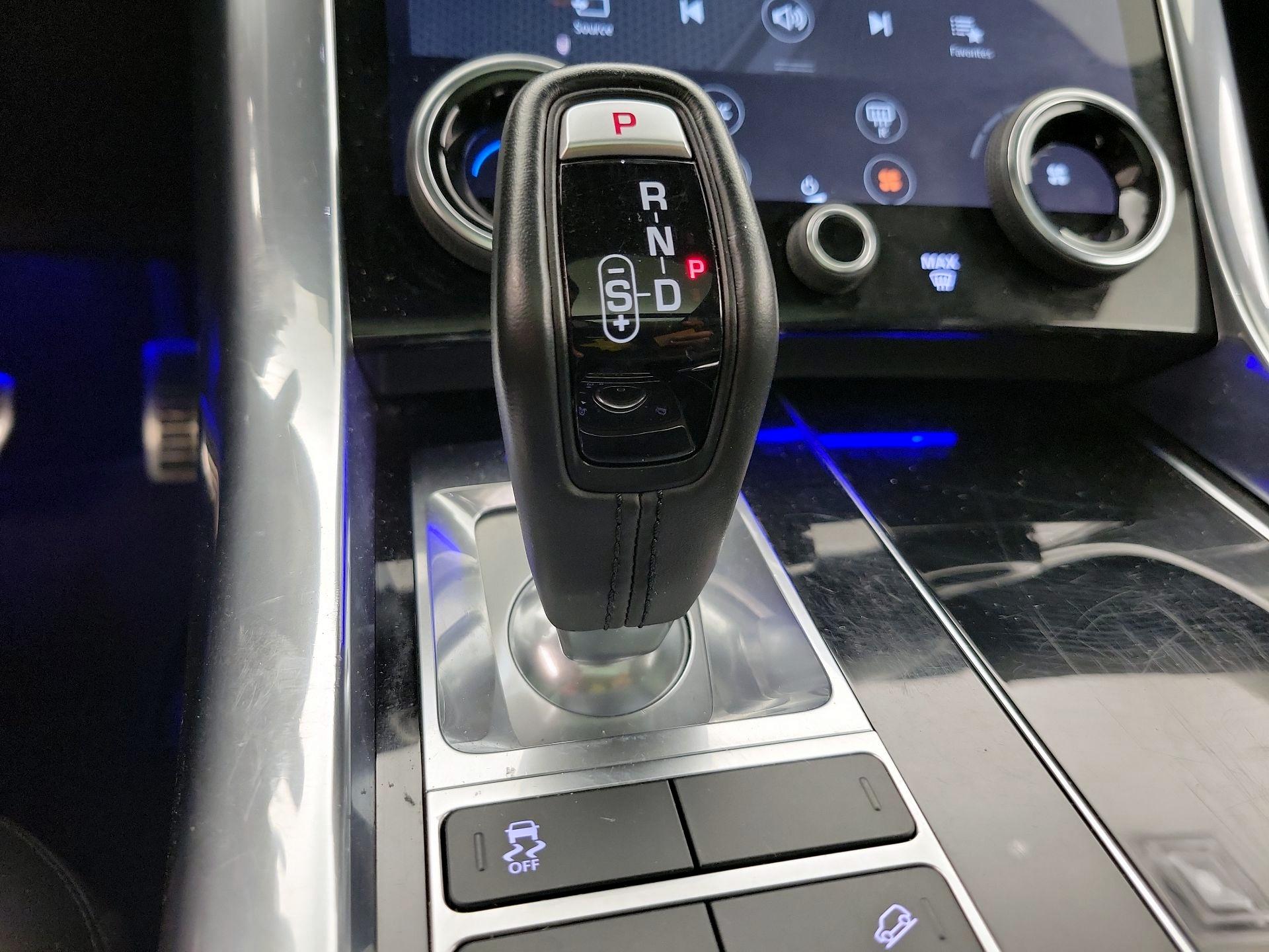 Thumbnail: 2022 Land Rover Range Rover Sport - 18