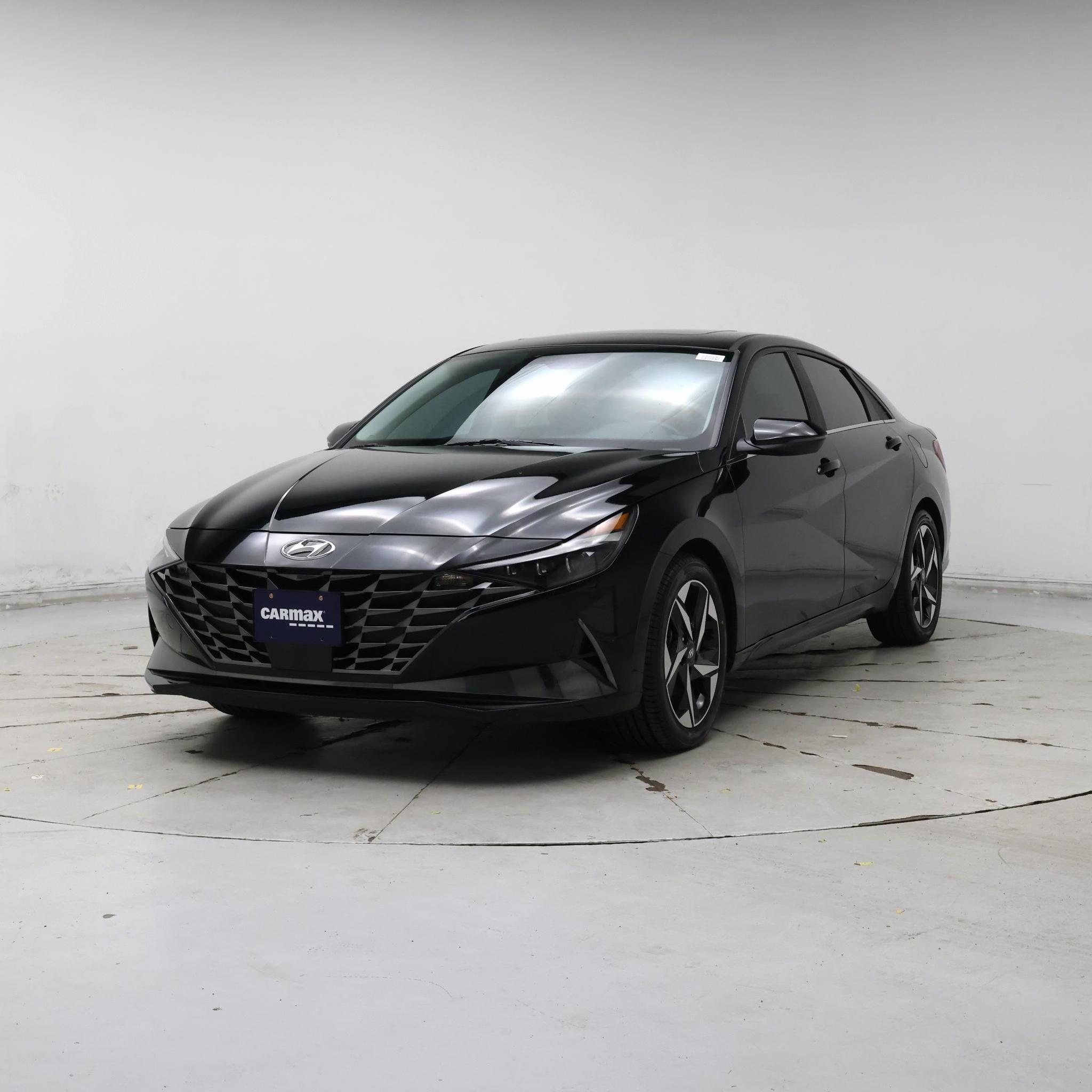 Thumbnail: 2023 Hyundai Elantra - 4
