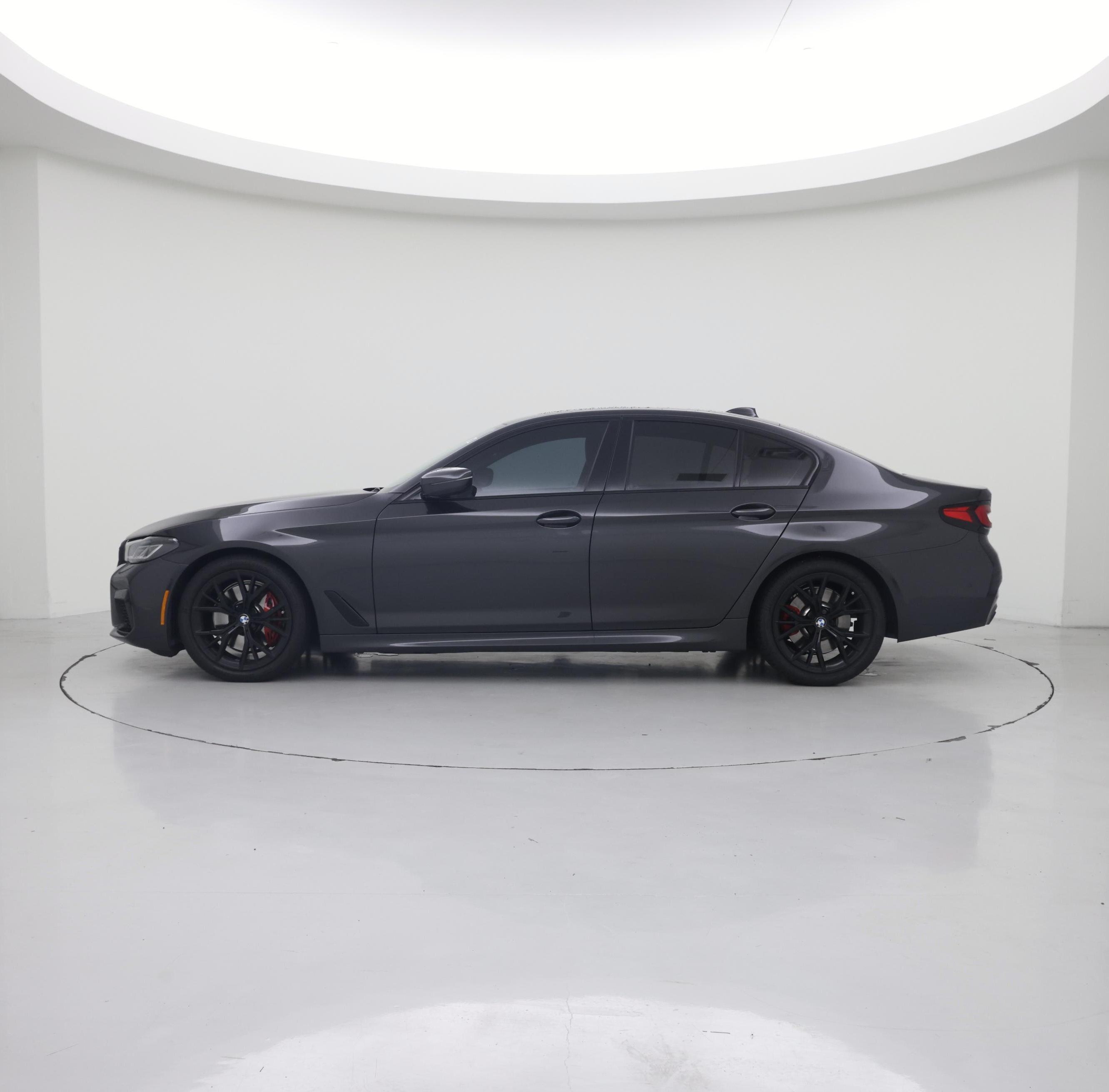 Thumbnail: 2022 BMW 5 Series - 3