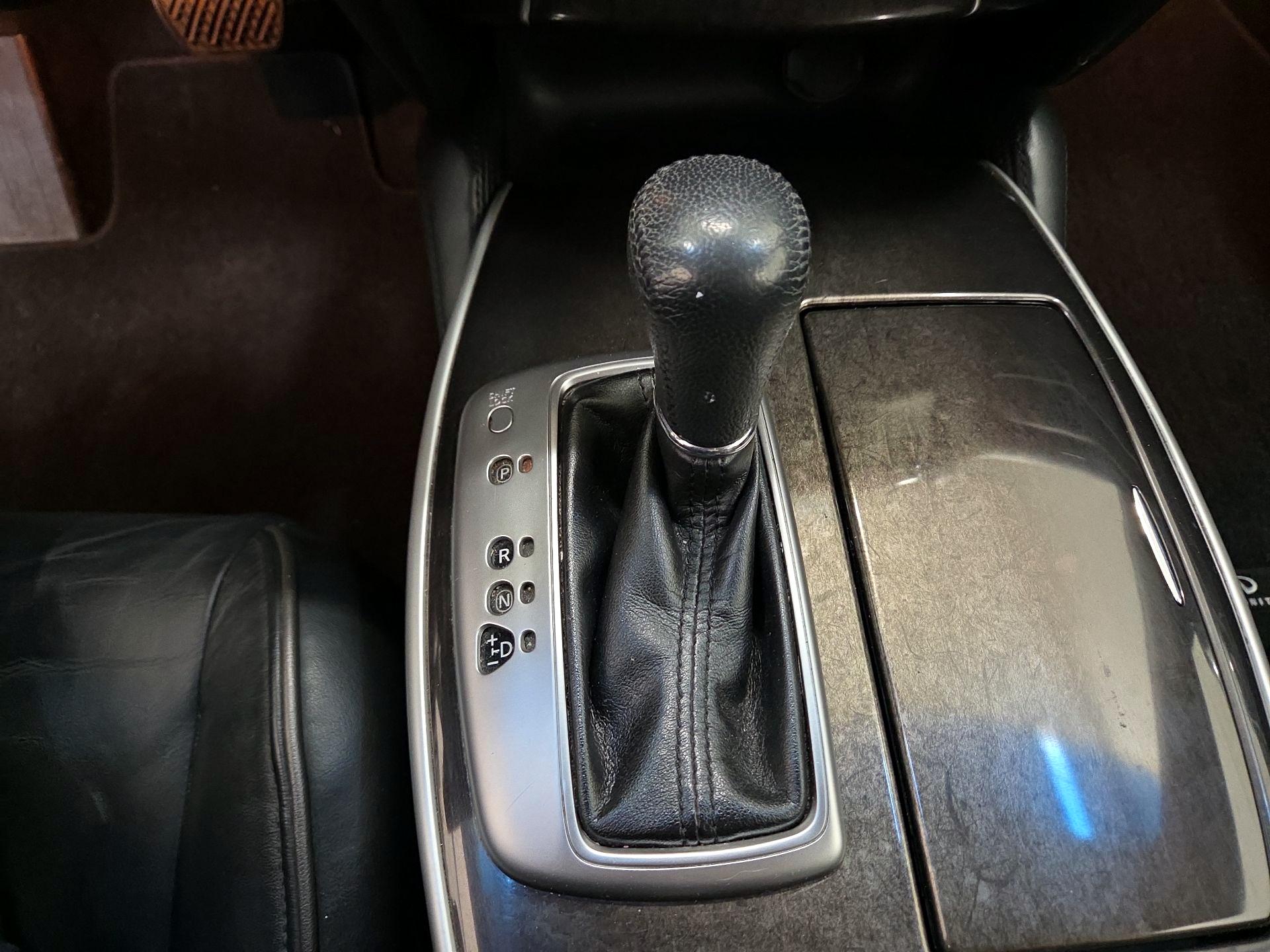 Thumbnail: 2015 INFINITI QX60 - 18