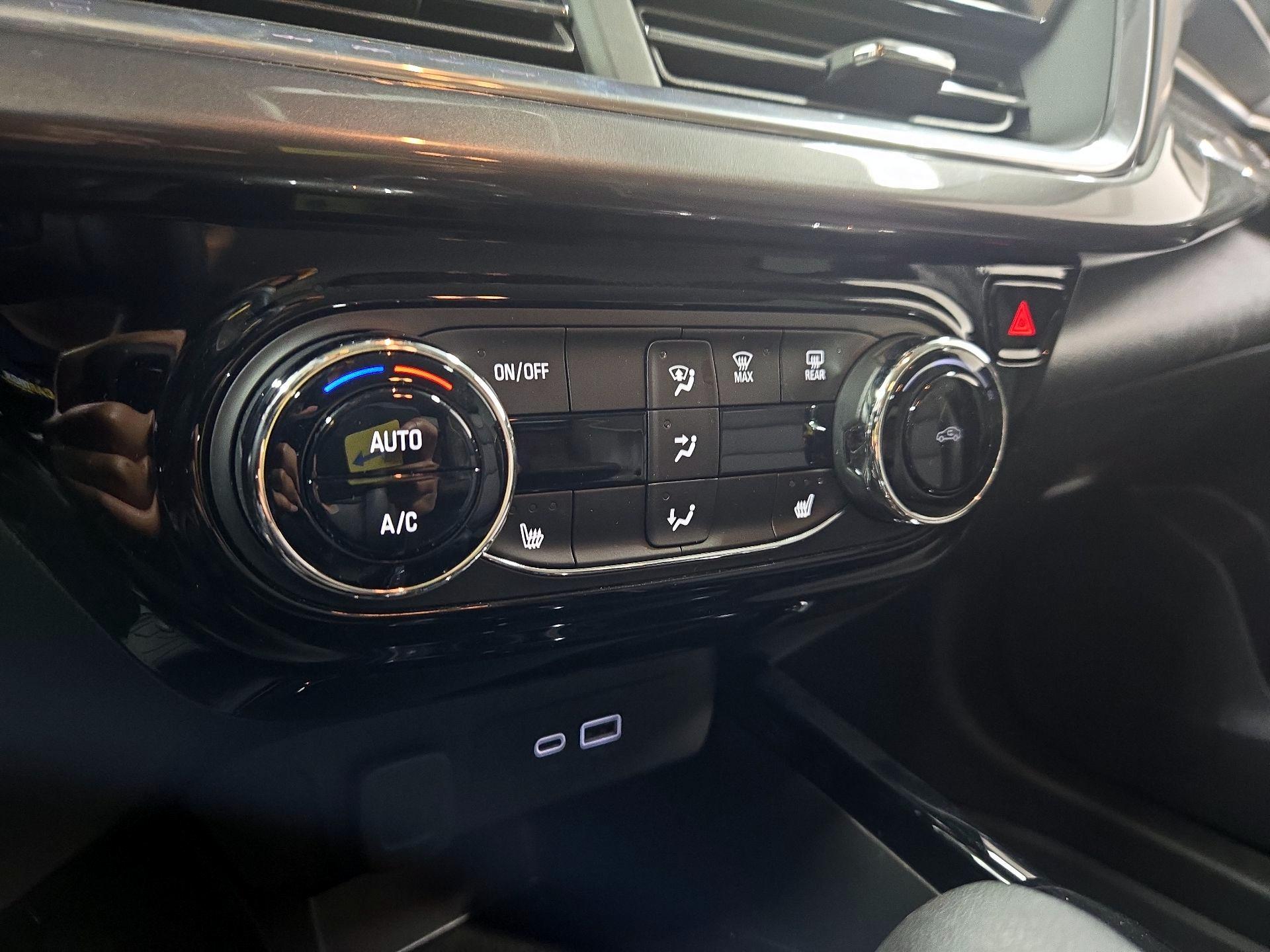 Thumbnail: 2024 Chevrolet Trax - 16