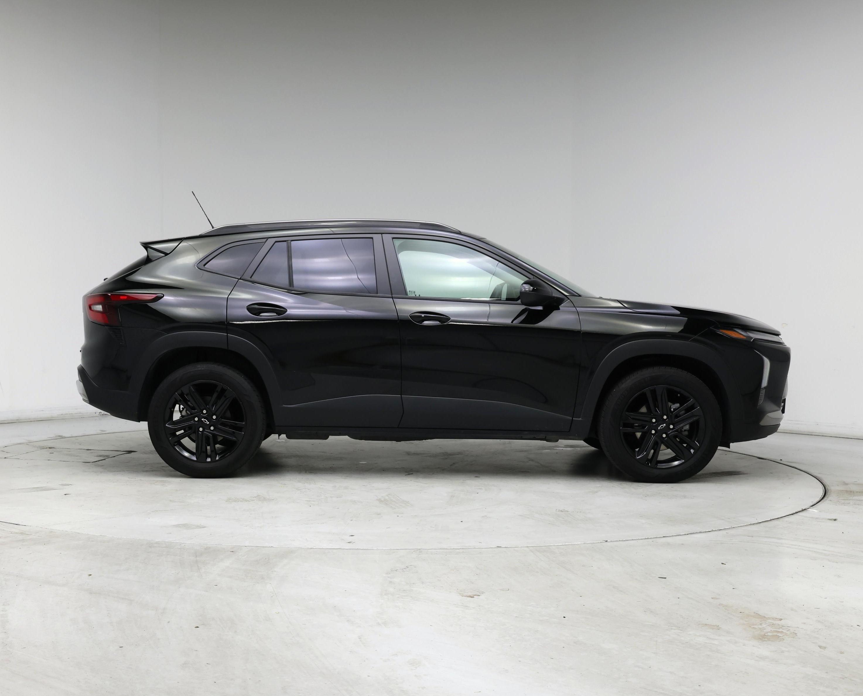 Thumbnail: 2024 Chevrolet Trax - 7