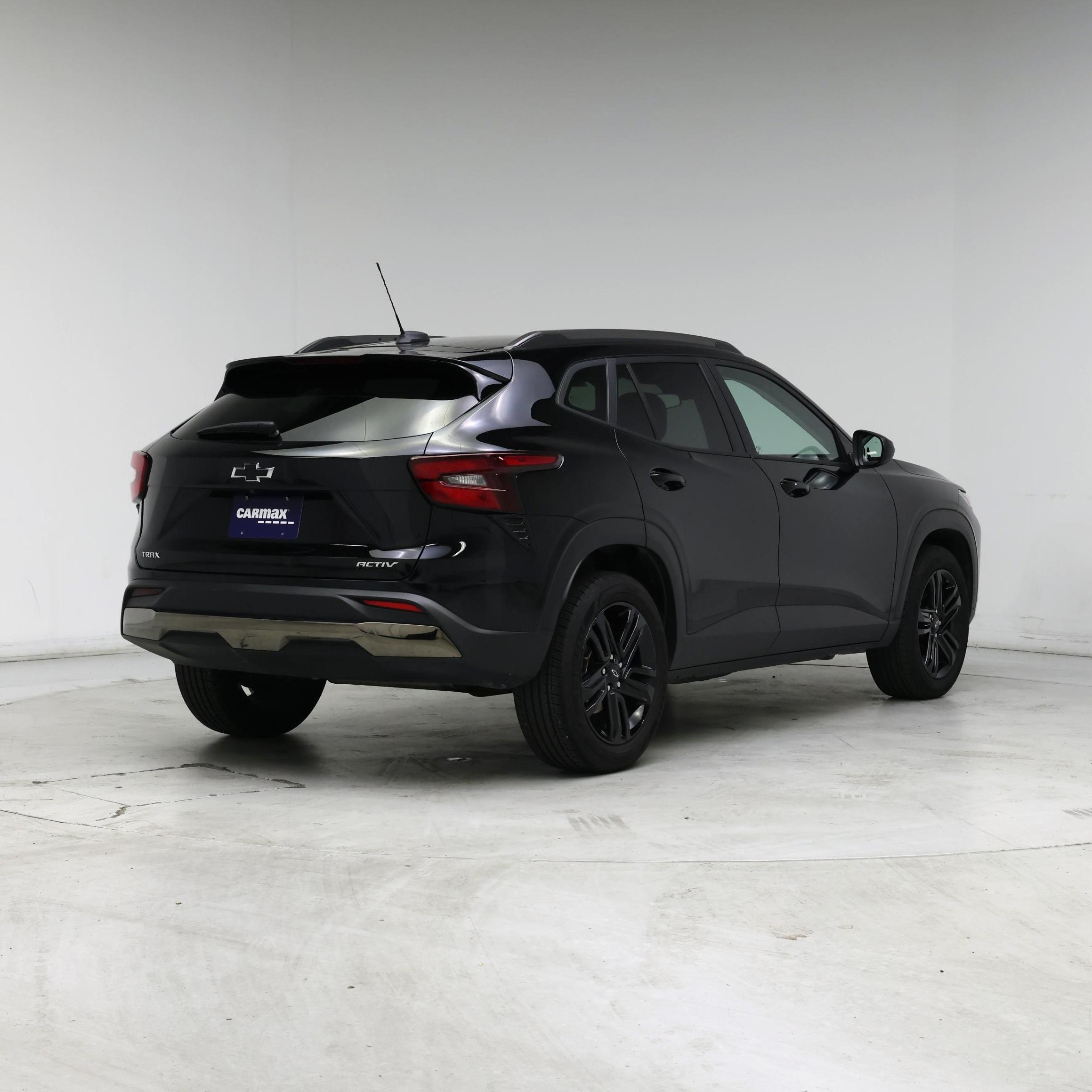 Thumbnail: 2024 Chevrolet Trax - 8