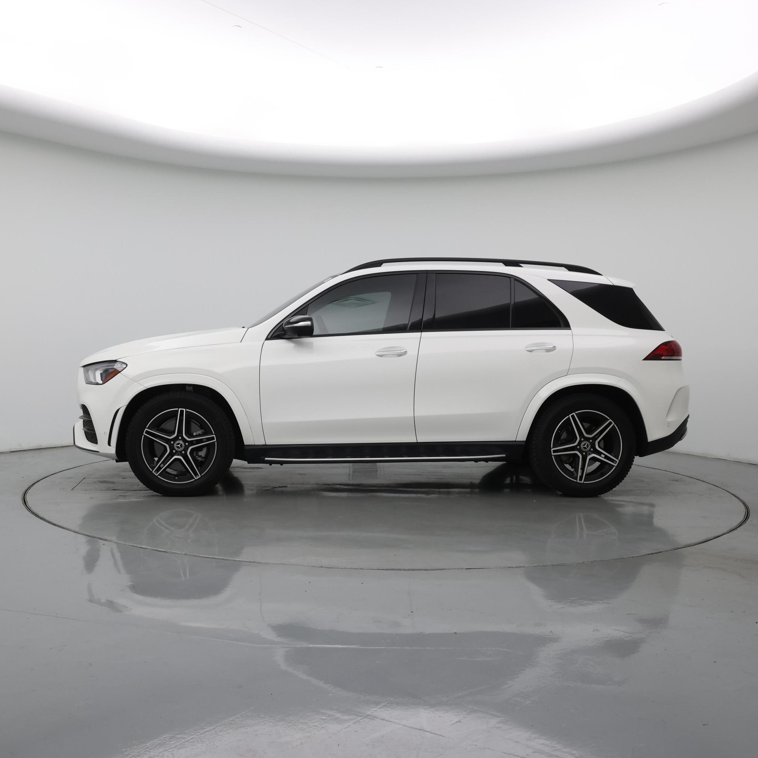 Thumbnail: 2023 Mercedes-Benz GLE - 3
