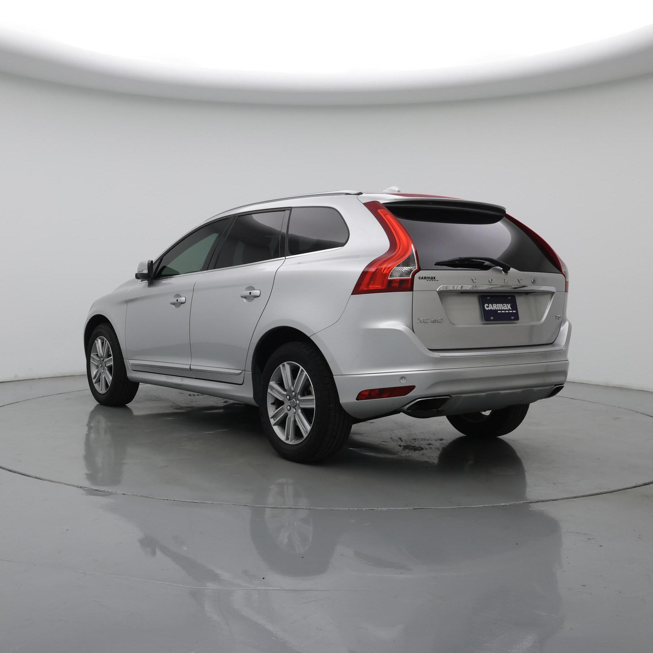 Thumbnail: 2017 Volvo XC60 - 2