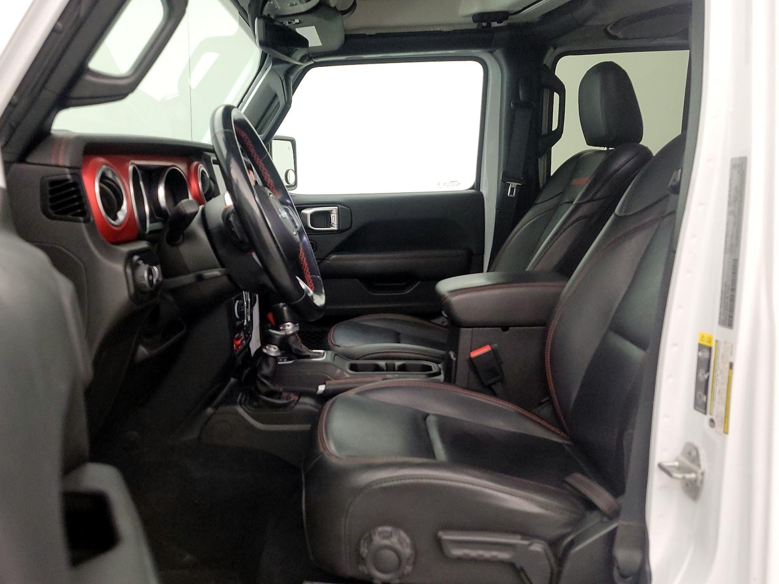 Leather Seats & Side Airbags