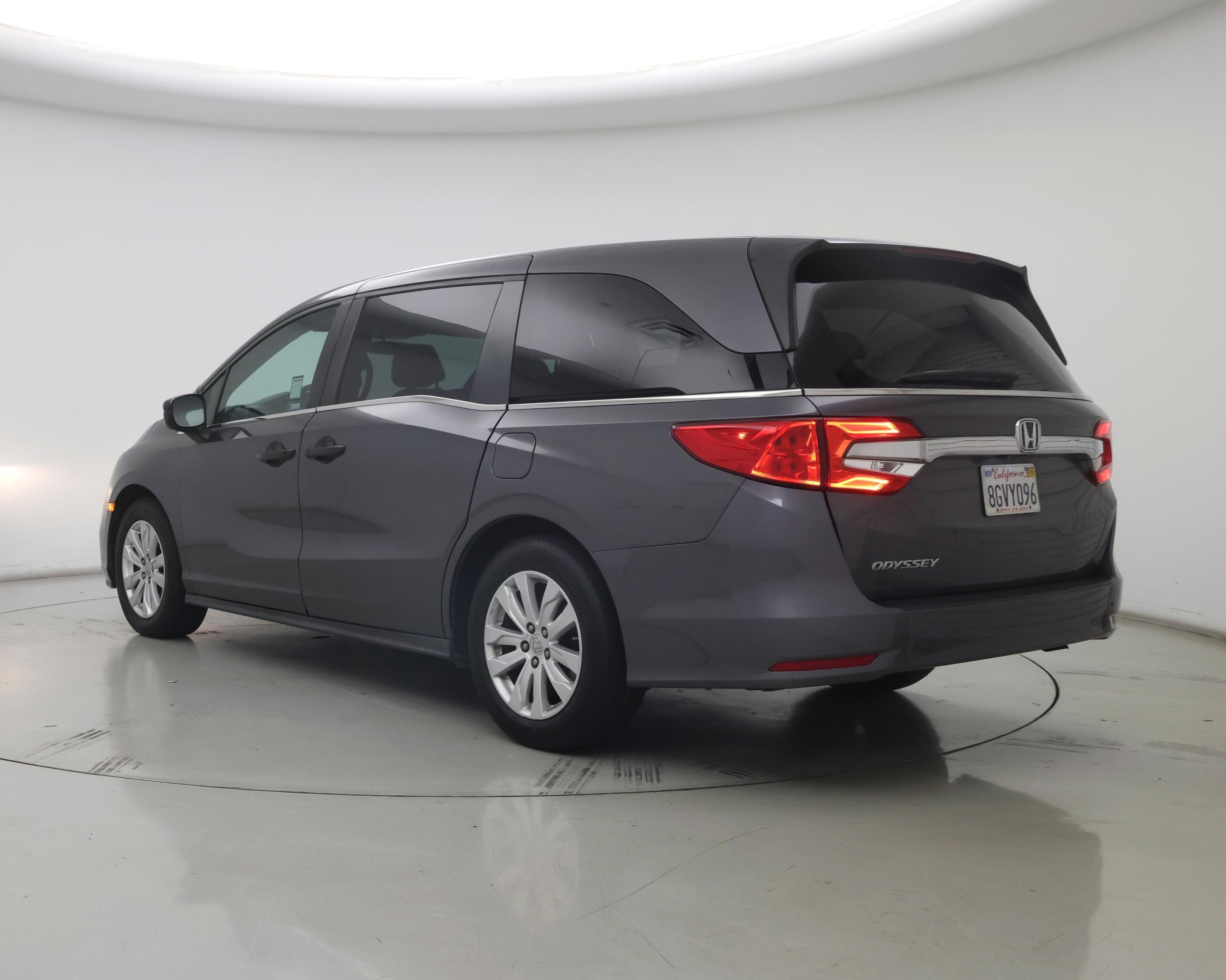 Thumbnail: 2018 Honda Odyssey - 2