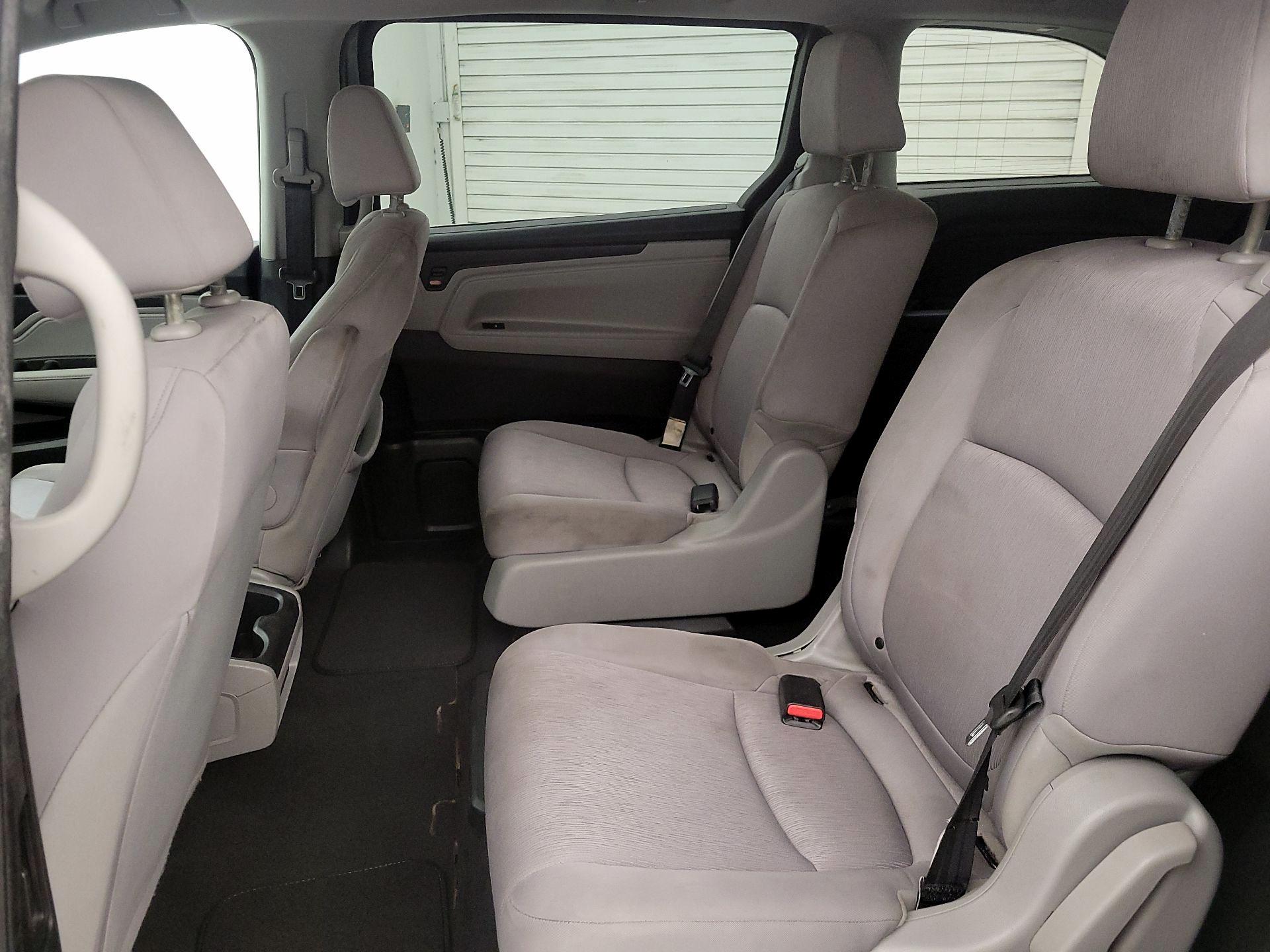 Thumbnail: 2018 Honda Odyssey - 19