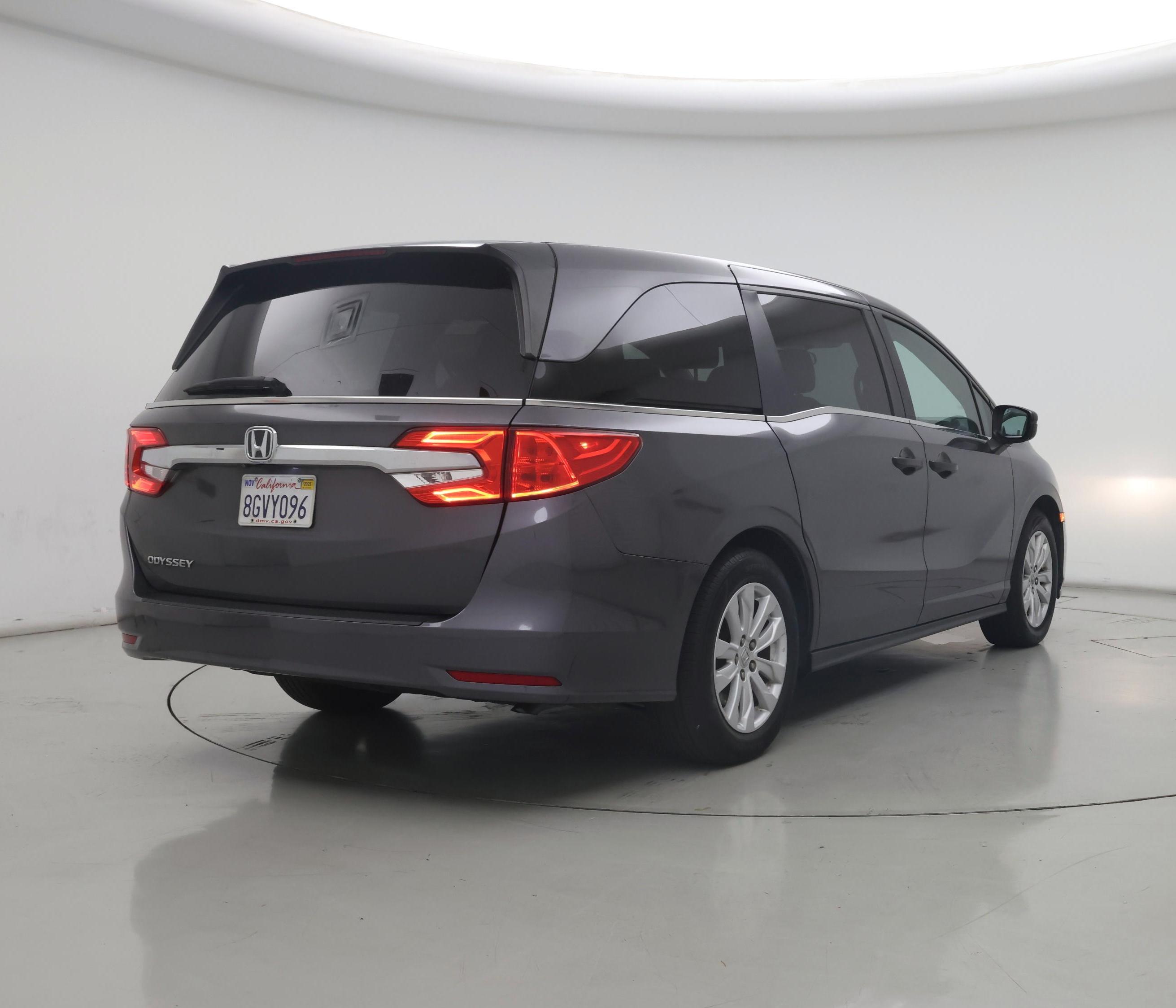 Thumbnail: 2018 Honda Odyssey - 8