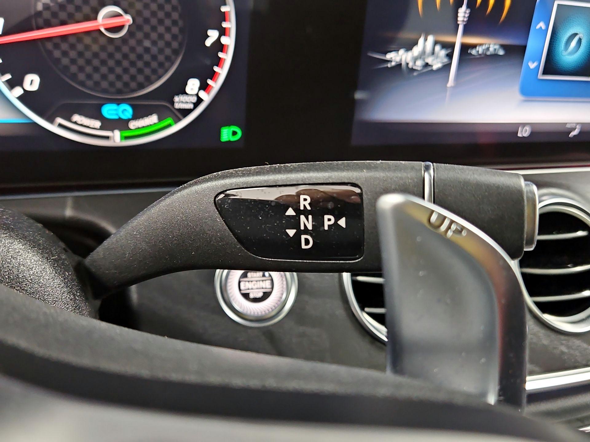Thumbnail: 2020 Mercedes-Benz E-Class - 18