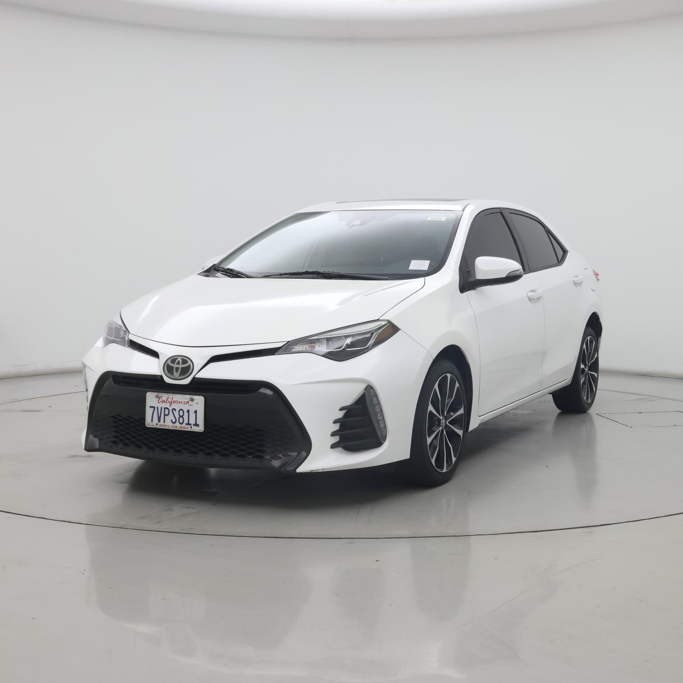 Thumbnail: 2017 Toyota Corolla - 4