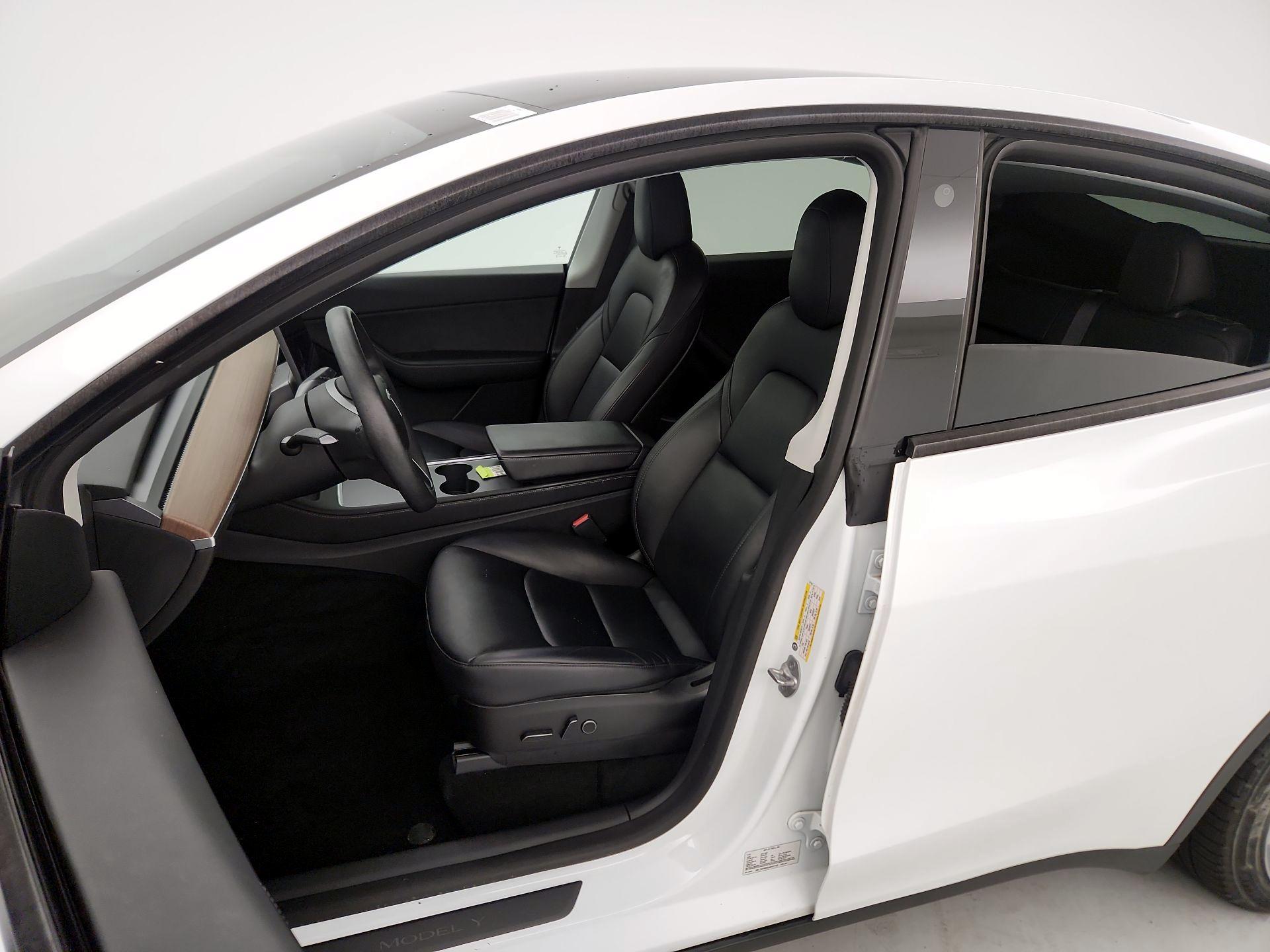 Thumbnail: 2022 Tesla Model Y - 11