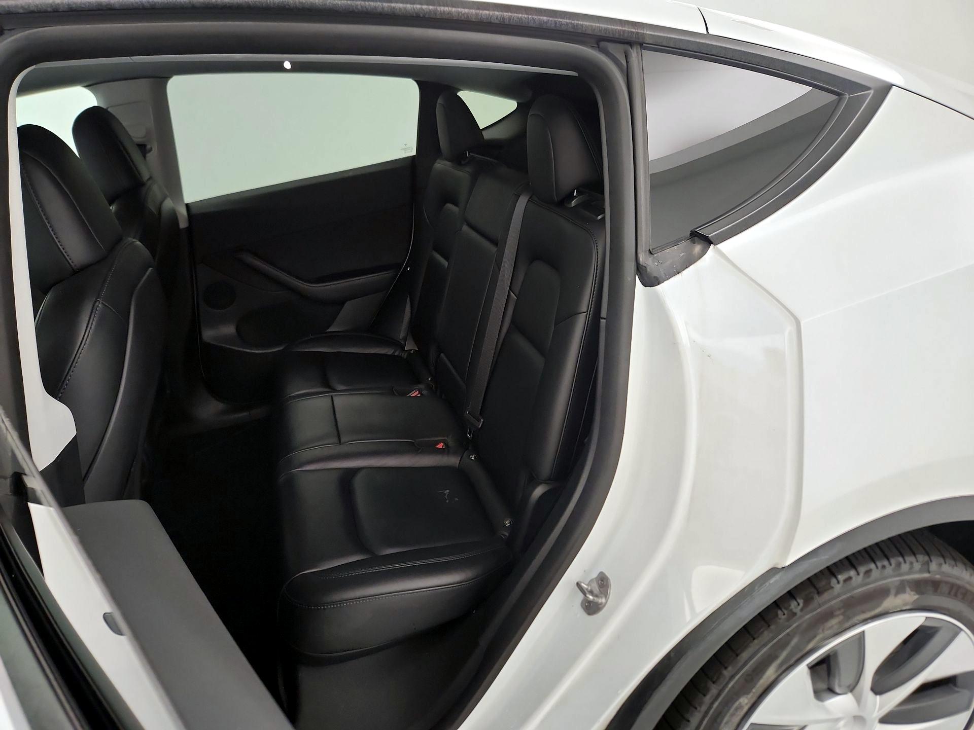 Thumbnail: 2022 Tesla Model Y - 19