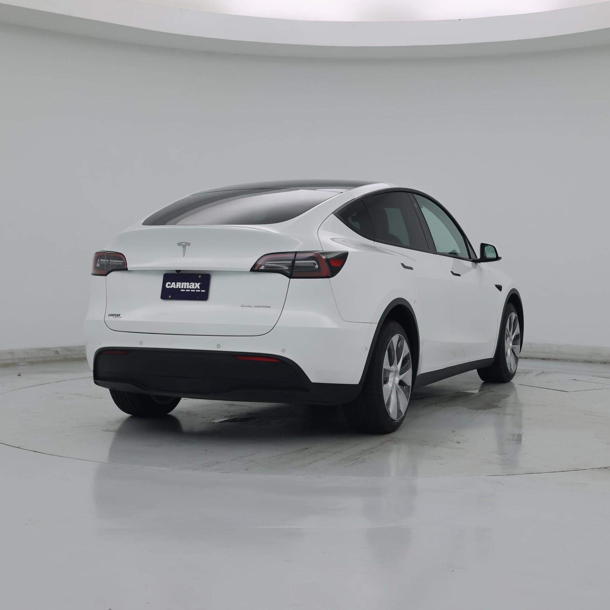 Thumbnail: 2022 Tesla Model Y - 8
