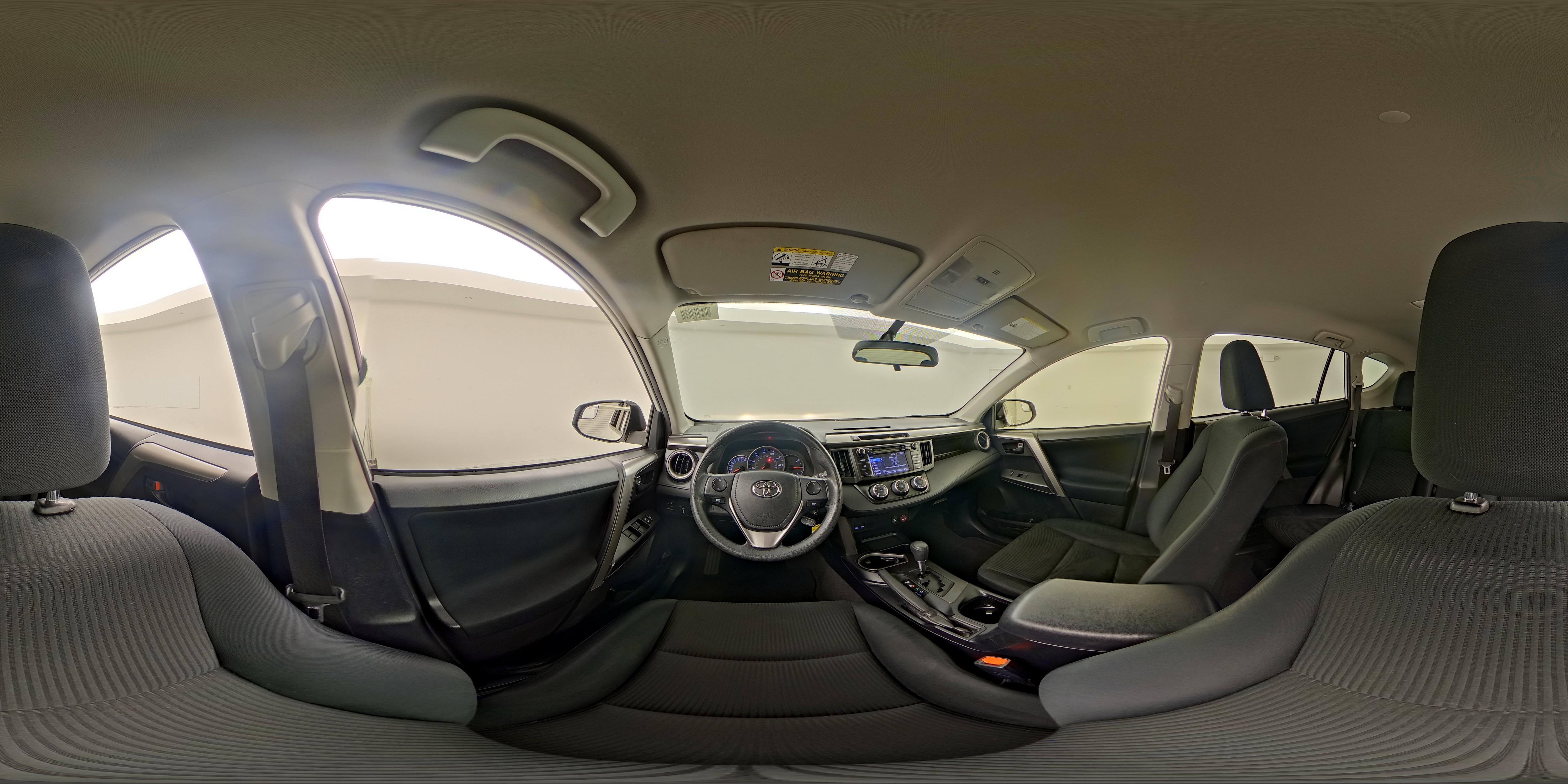 2016 Toyota RAV4 LE - Photo 24