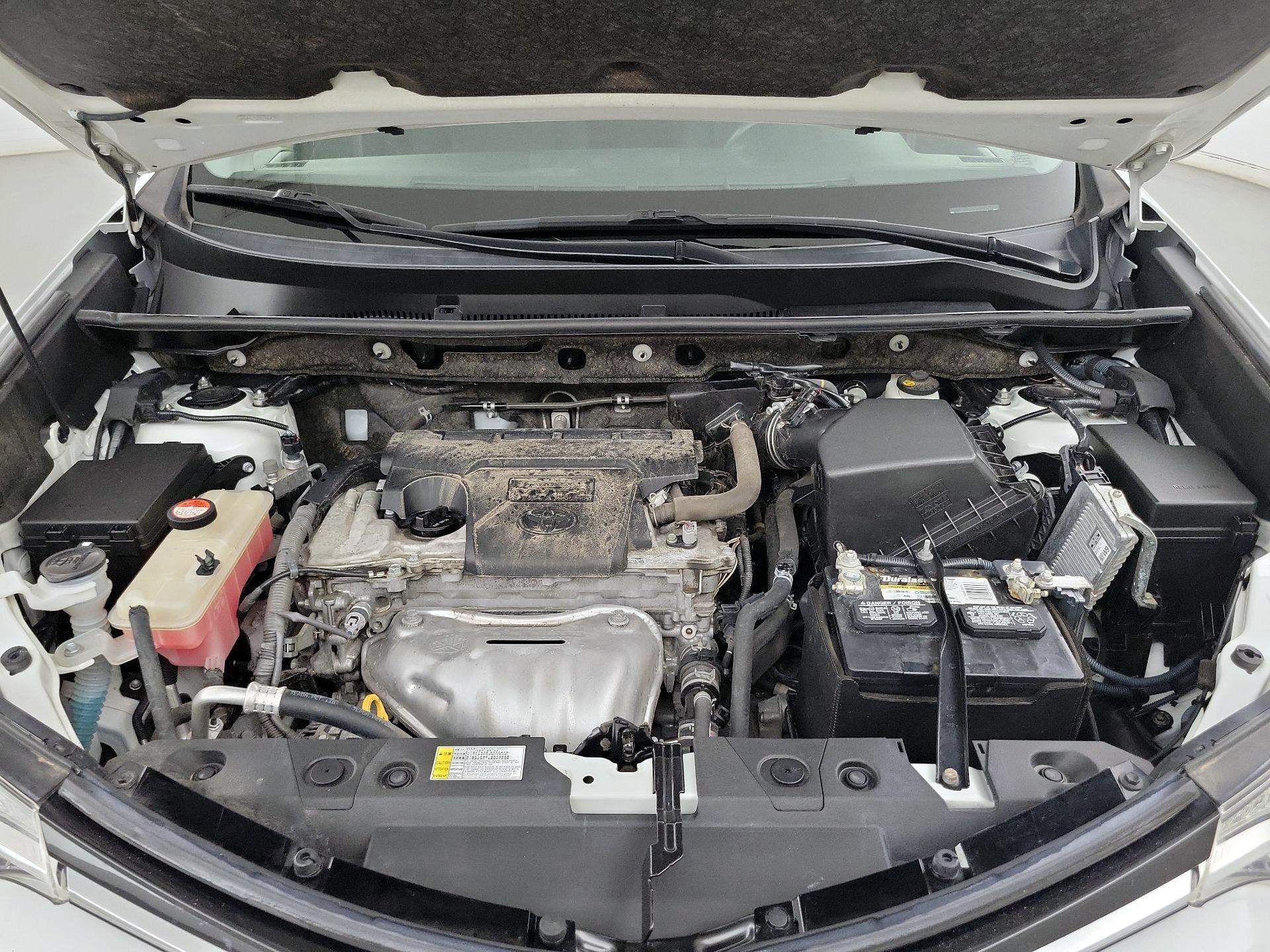 Thumbnail: 2016 Toyota RAV4 - 19