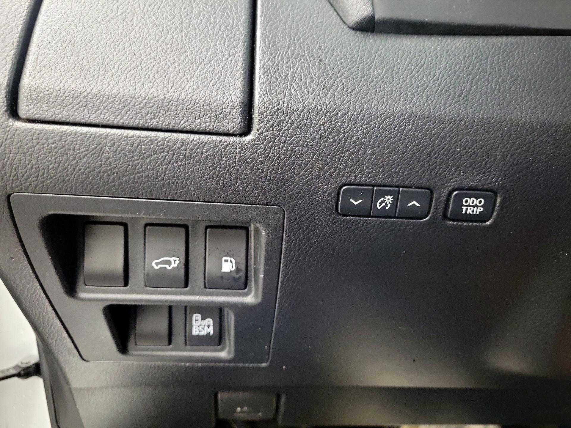 Thumbnail: 2014 Lexus RX - 13