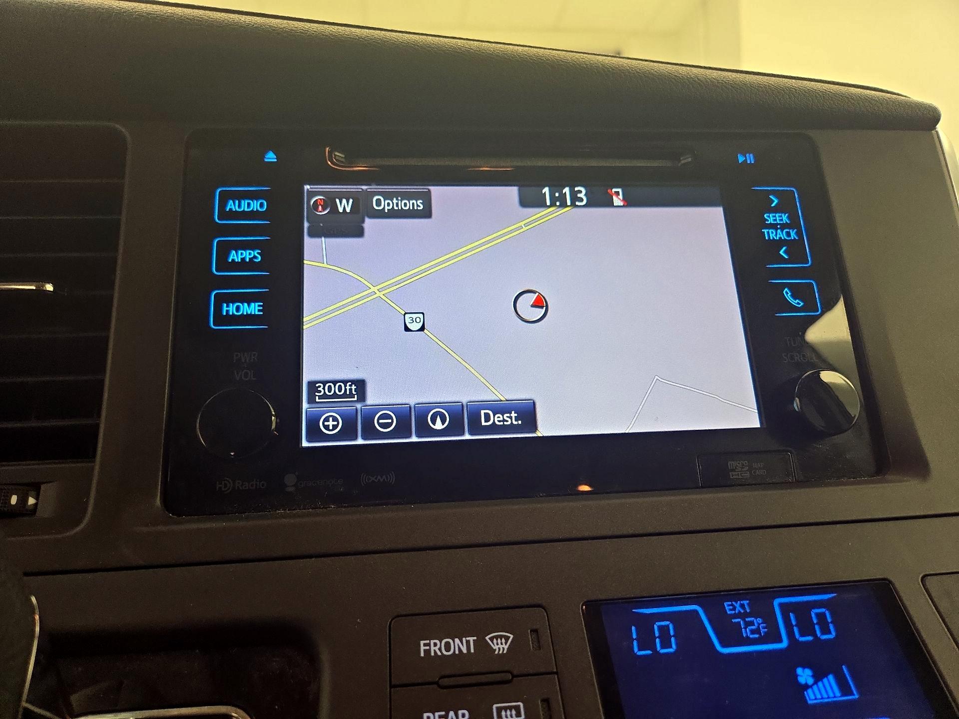 Thumbnail: 2016 Toyota Sienna - 14