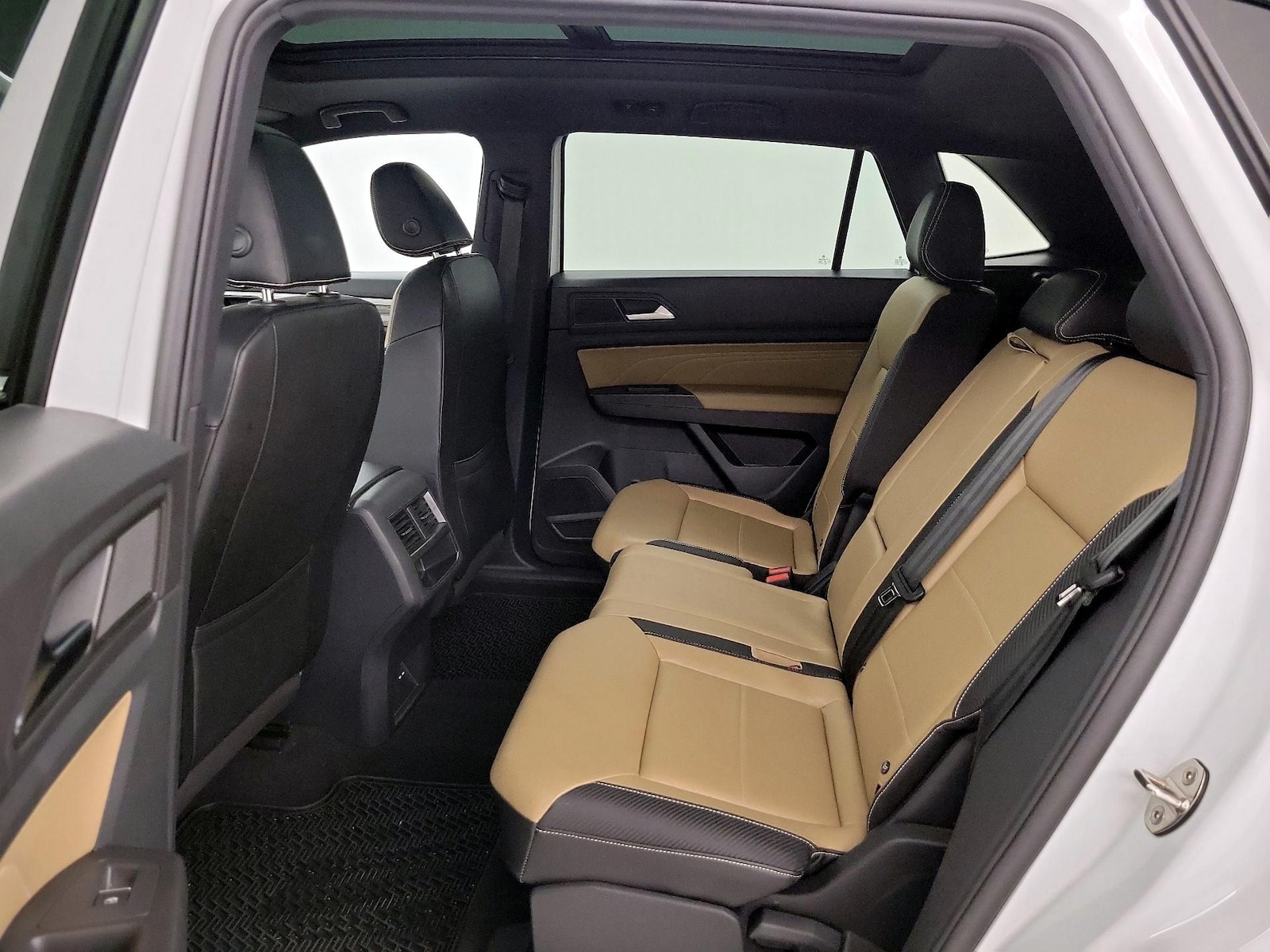 2022 Volkswagen Atlas Cross Sport SE w/Tech - Photo 21