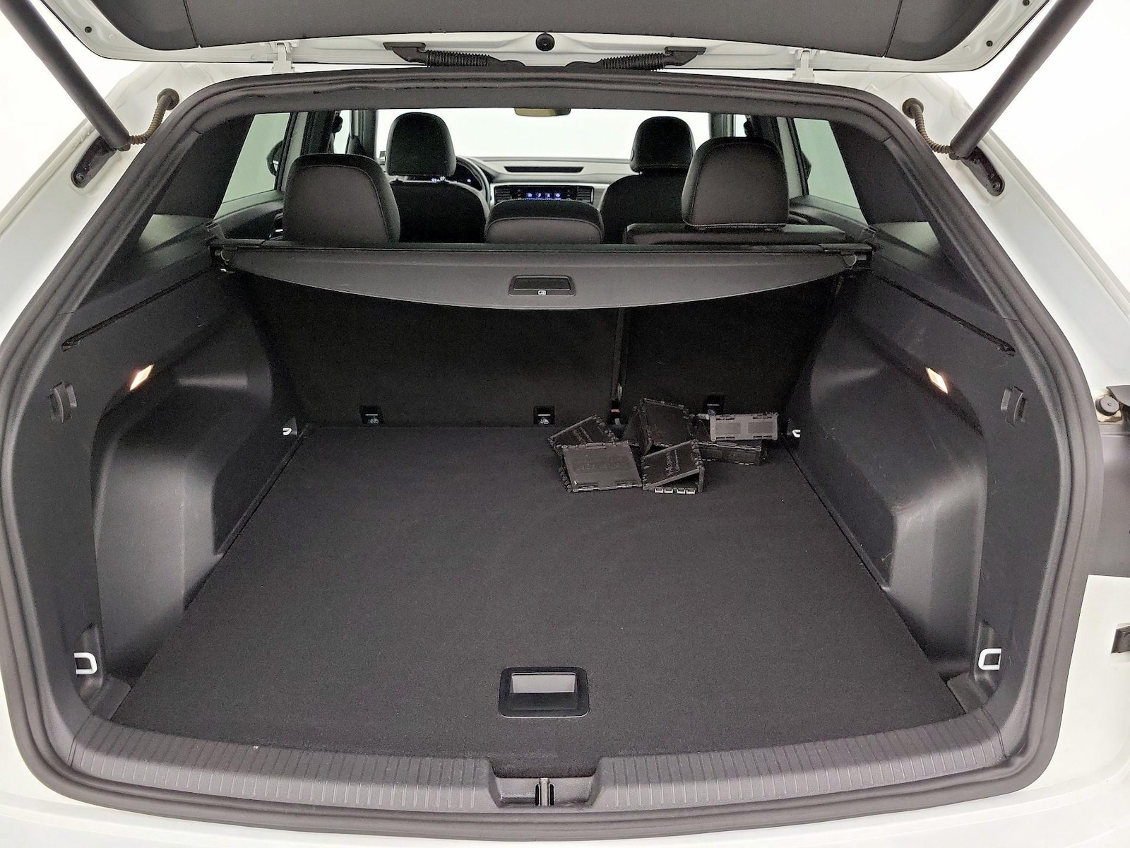 2022 Volkswagen Atlas Cross Sport SE w/Tech - Photo 22