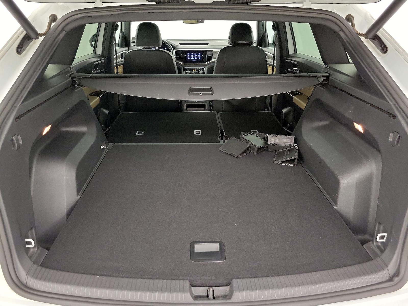 2022 Volkswagen Atlas Cross Sport SE w/Tech - Photo 23