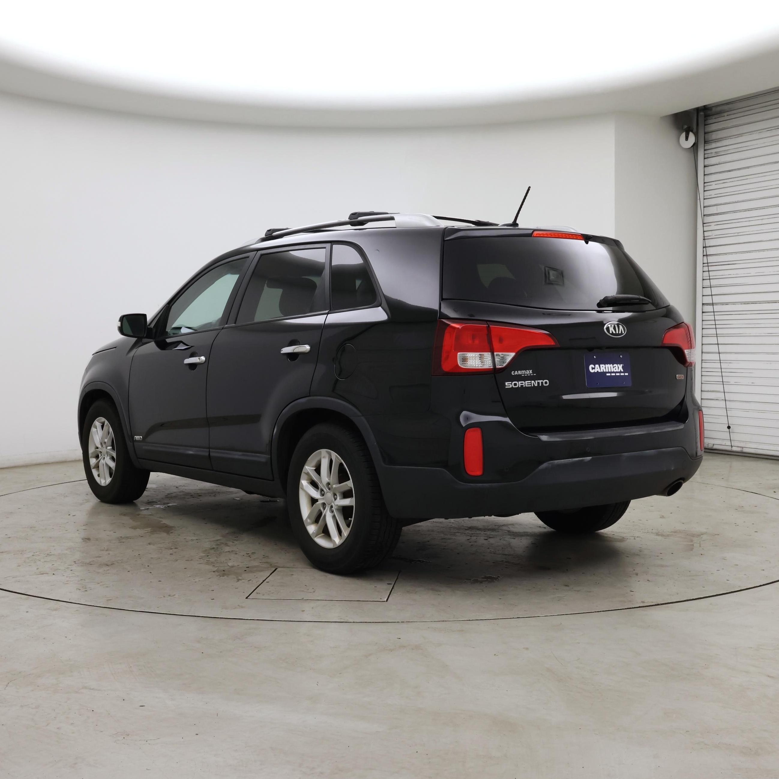 Thumbnail: 2015 Kia Sorento - 2