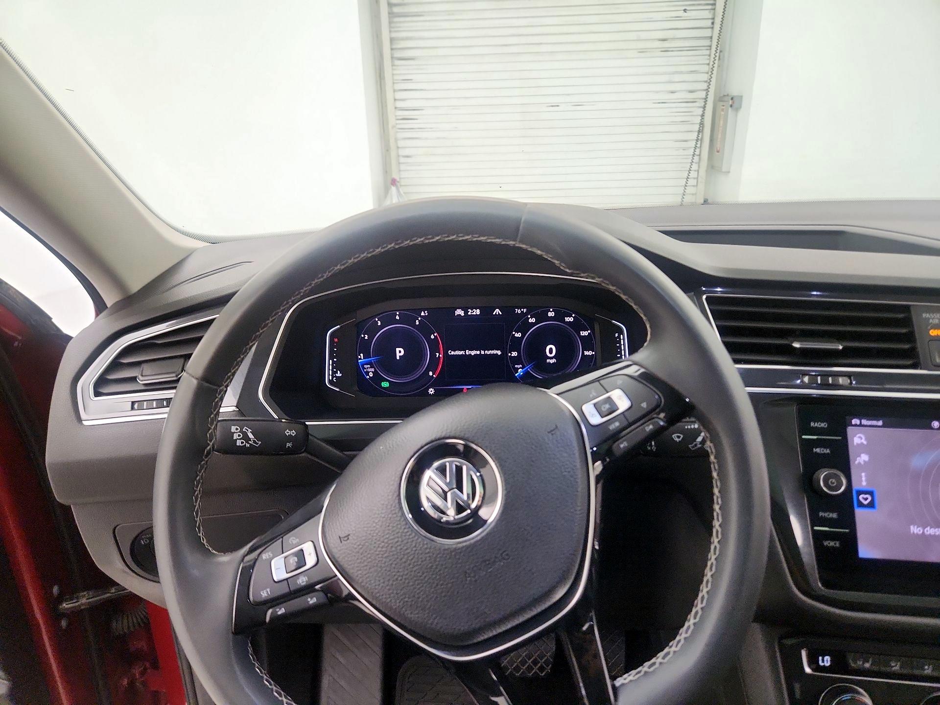 Thumbnail: 2021 Volkswagen Tiguan - 10