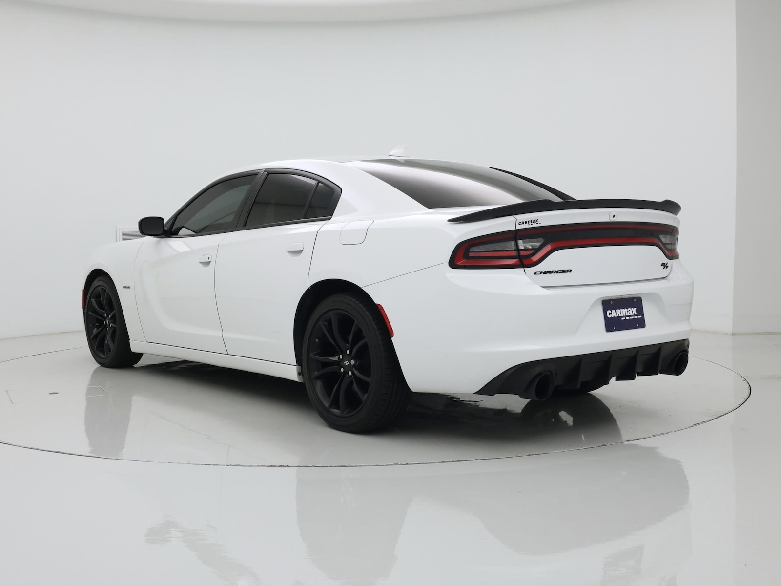 2017 Dodge Charger R/T - Photo 3