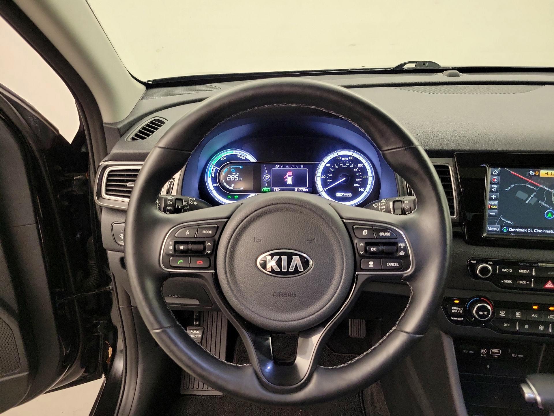 Thumbnail: 2019 Kia Niro - 10