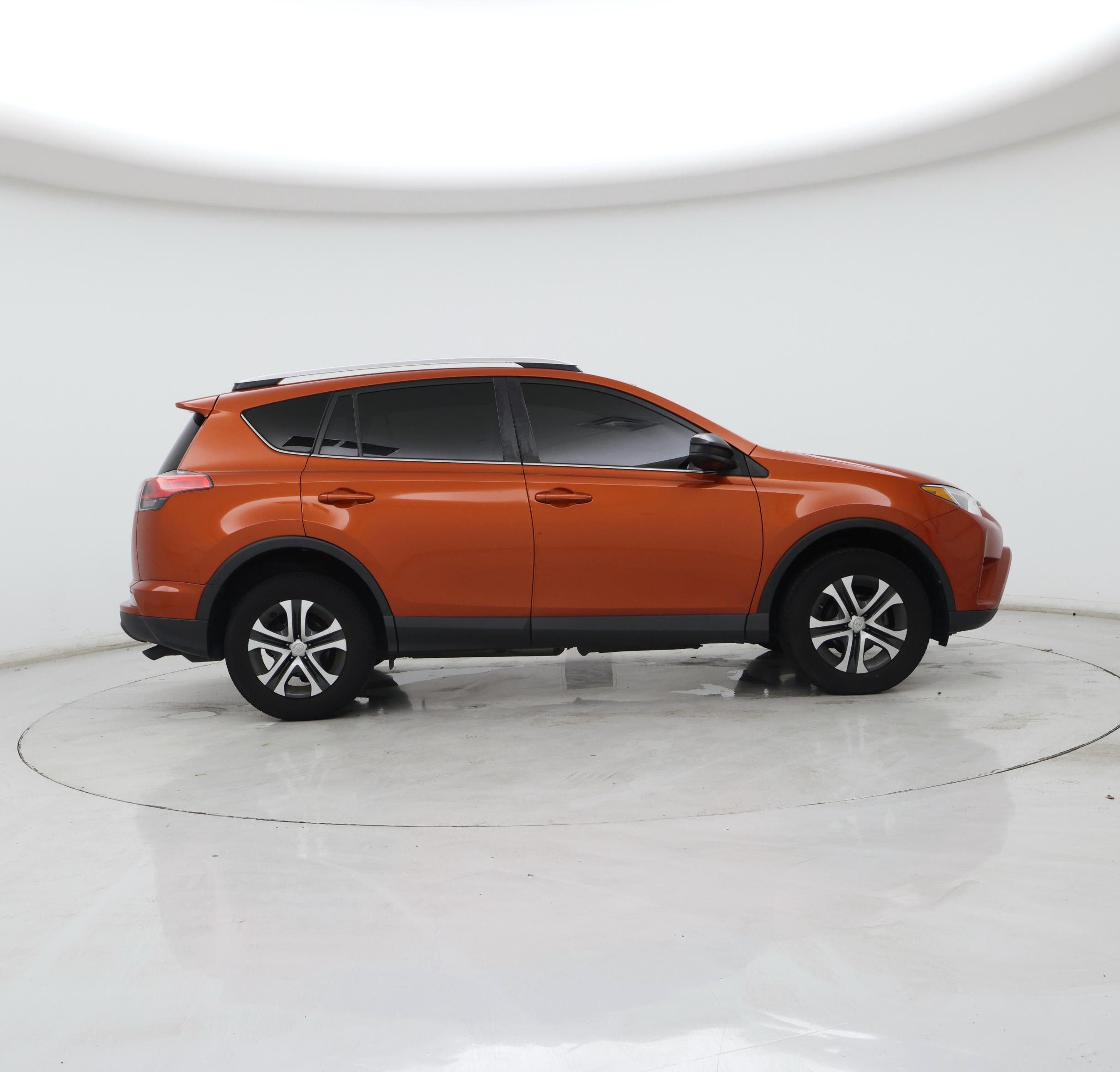 Thumbnail: 2016 Toyota RAV4 - 7