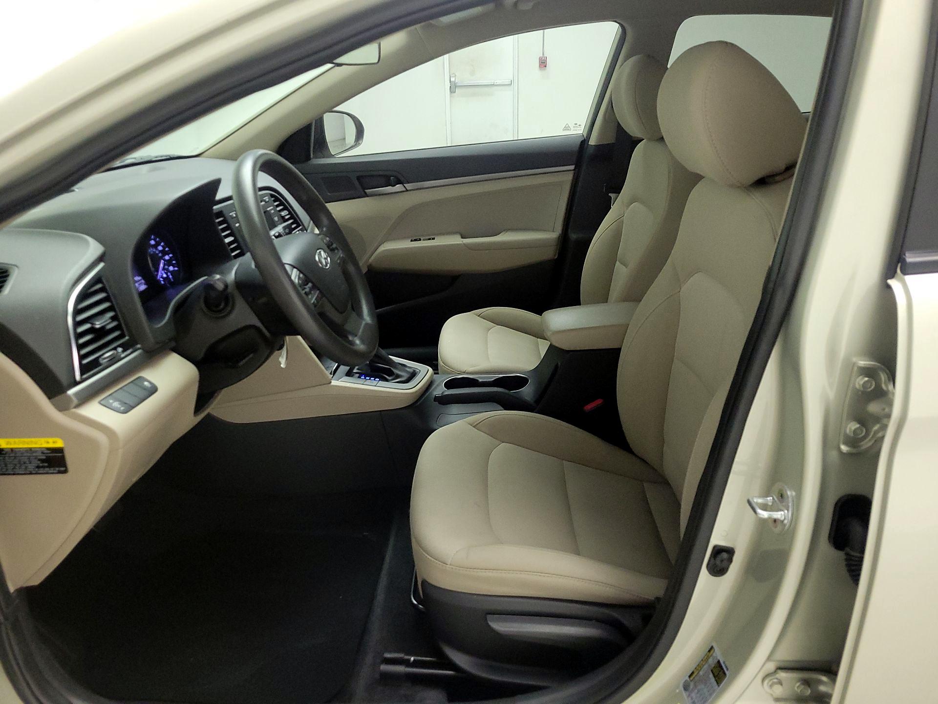Thumbnail: 2018 Hyundai Elantra - 11
