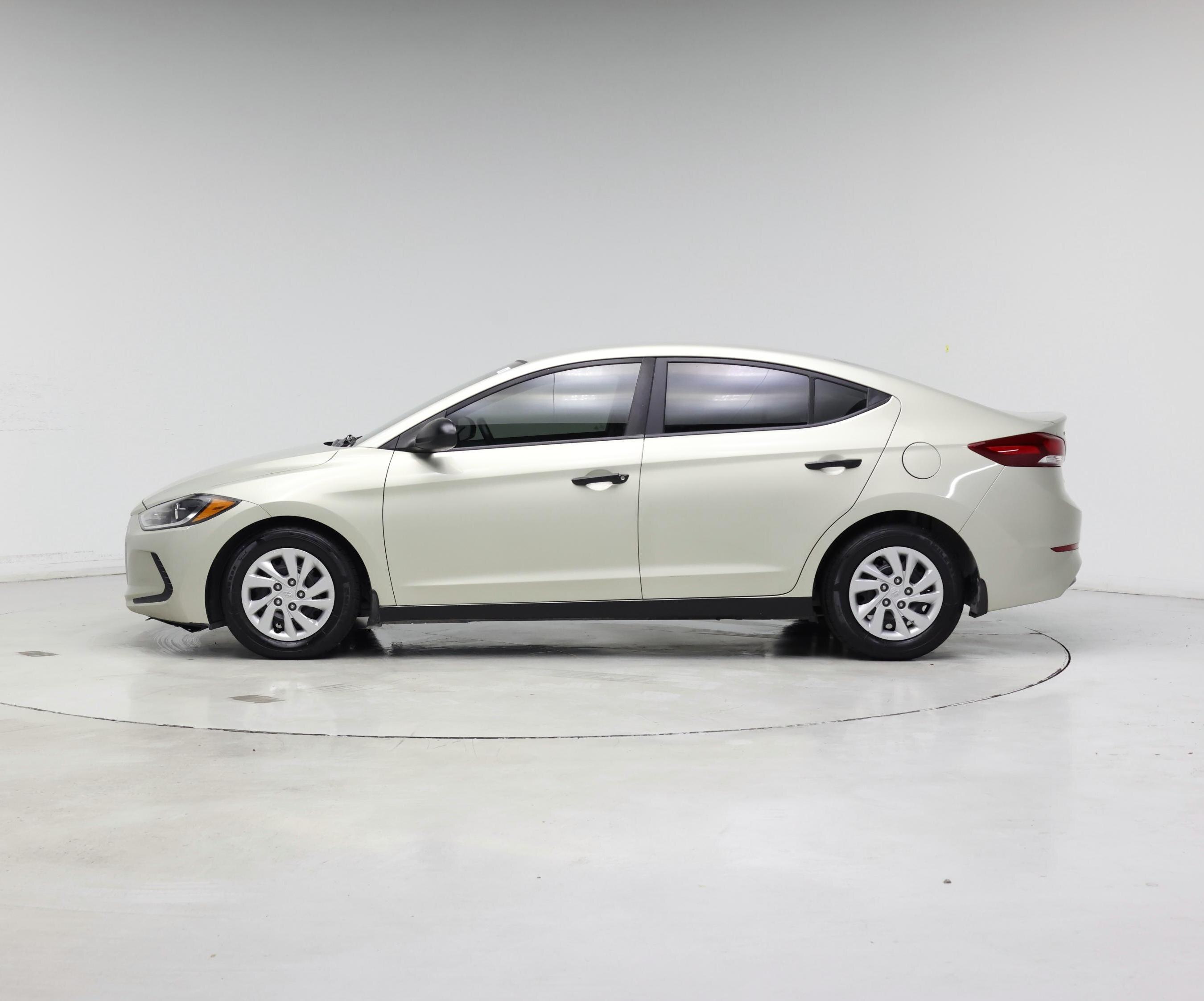 Thumbnail: 2018 Hyundai Elantra - 3