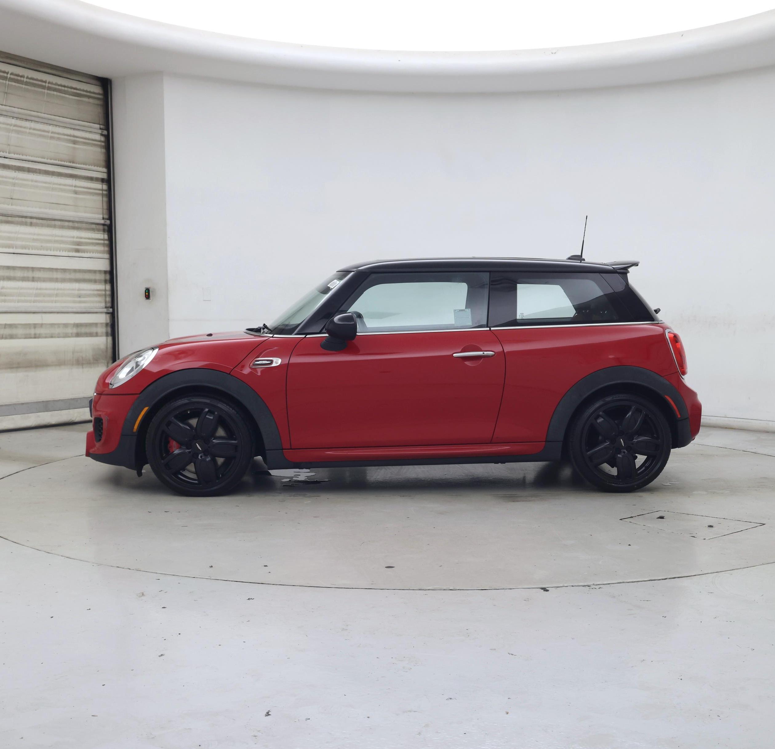 Thumbnail: 2016 MINI Cooper Hardtop - 3