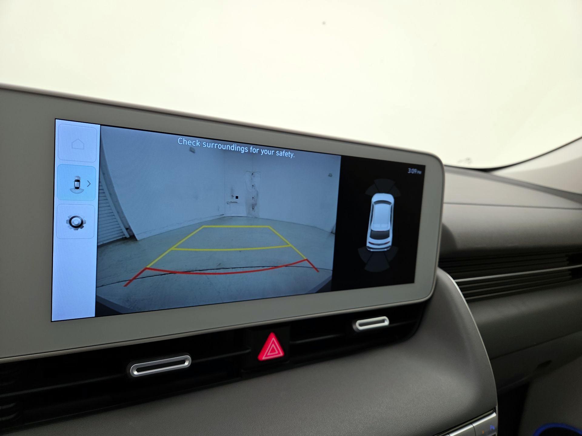 Thumbnail: 2022 Hyundai Ioniq 5 - 15