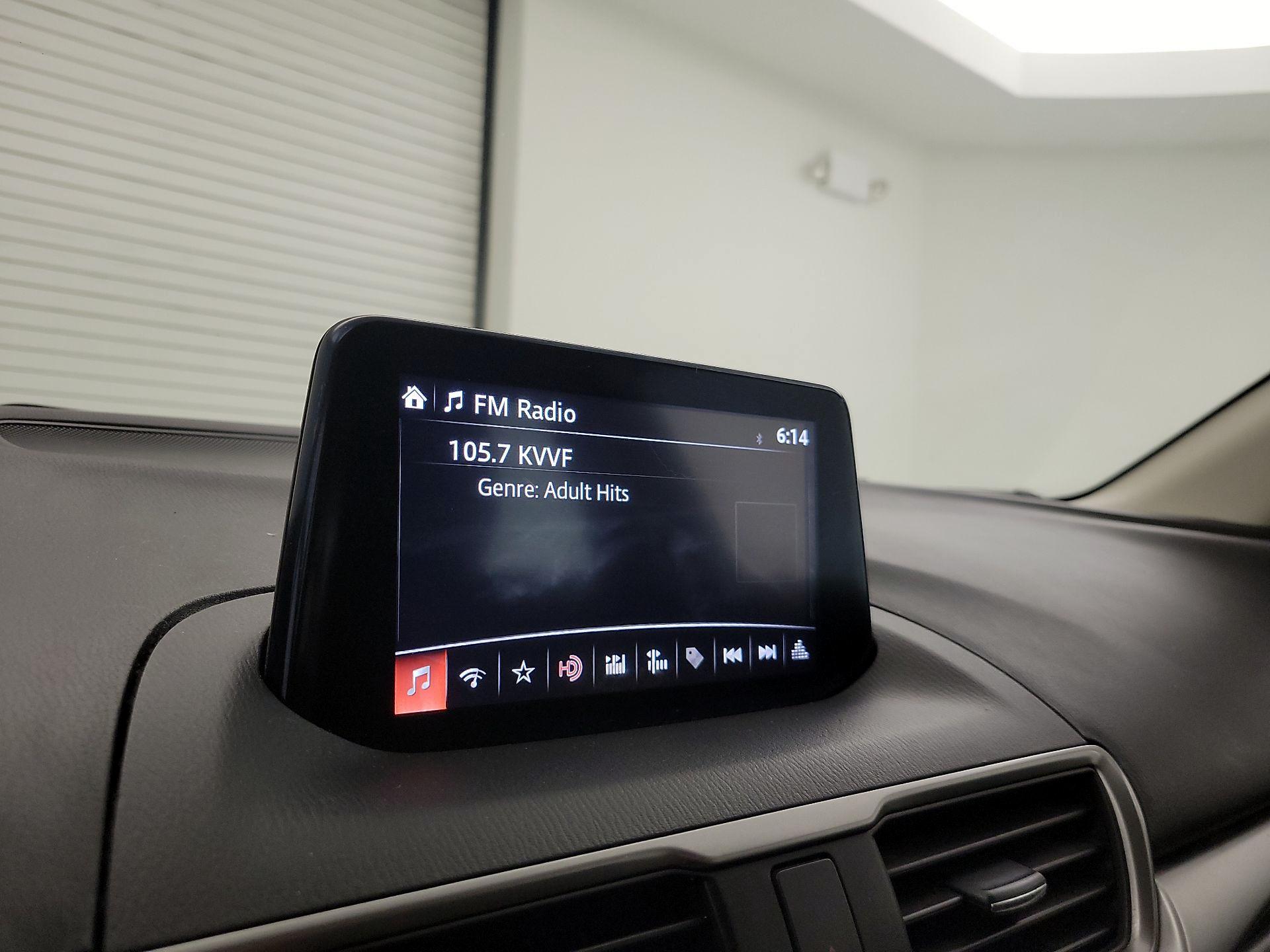 Thumbnail: 2017 Mazda Mazda3 - 15
