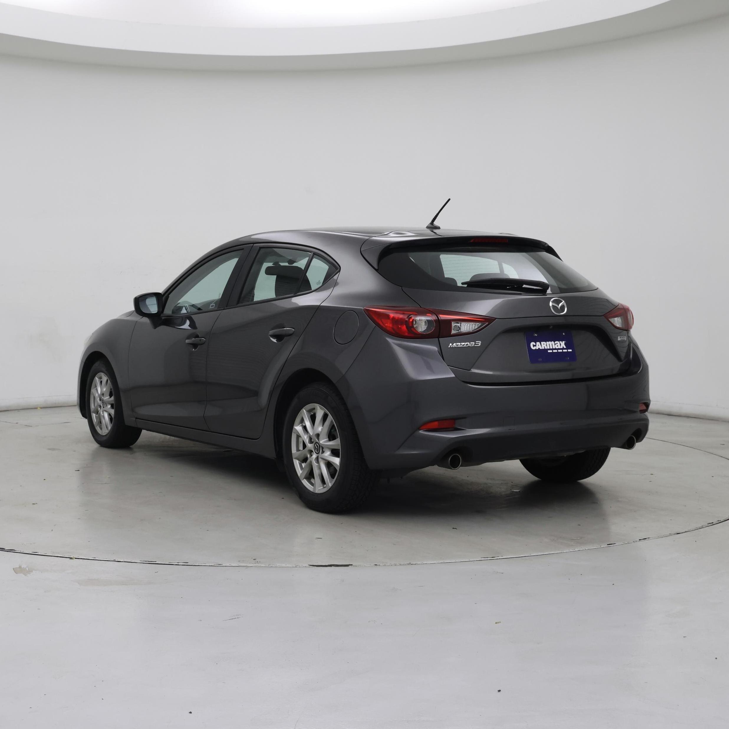 Thumbnail: 2017 Mazda Mazda3 - 2