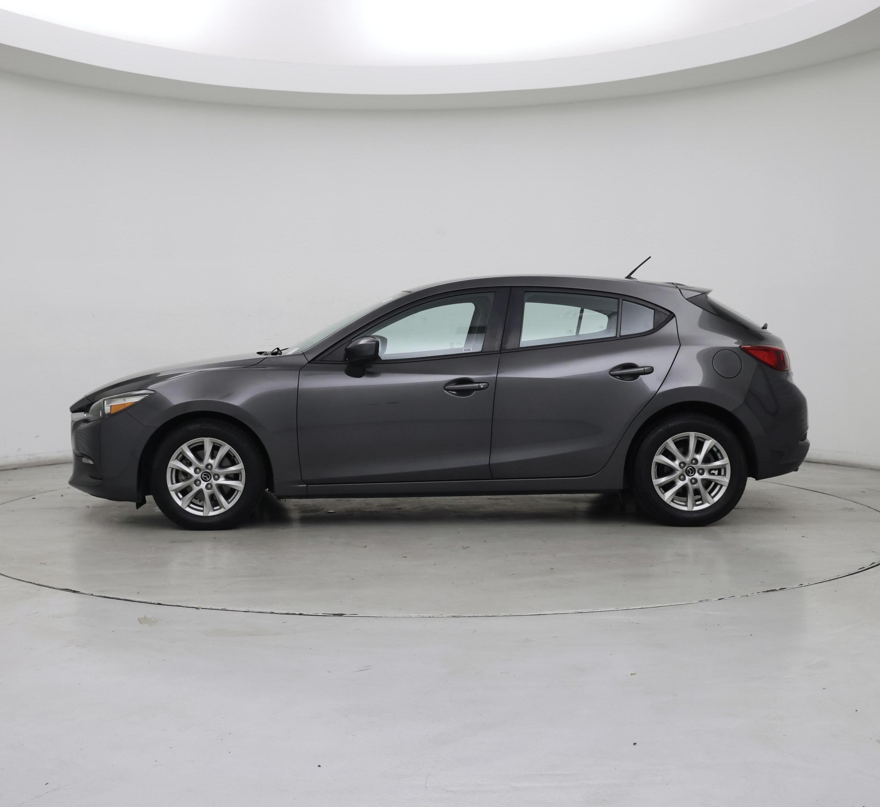 Thumbnail: 2017 Mazda Mazda3 - 3