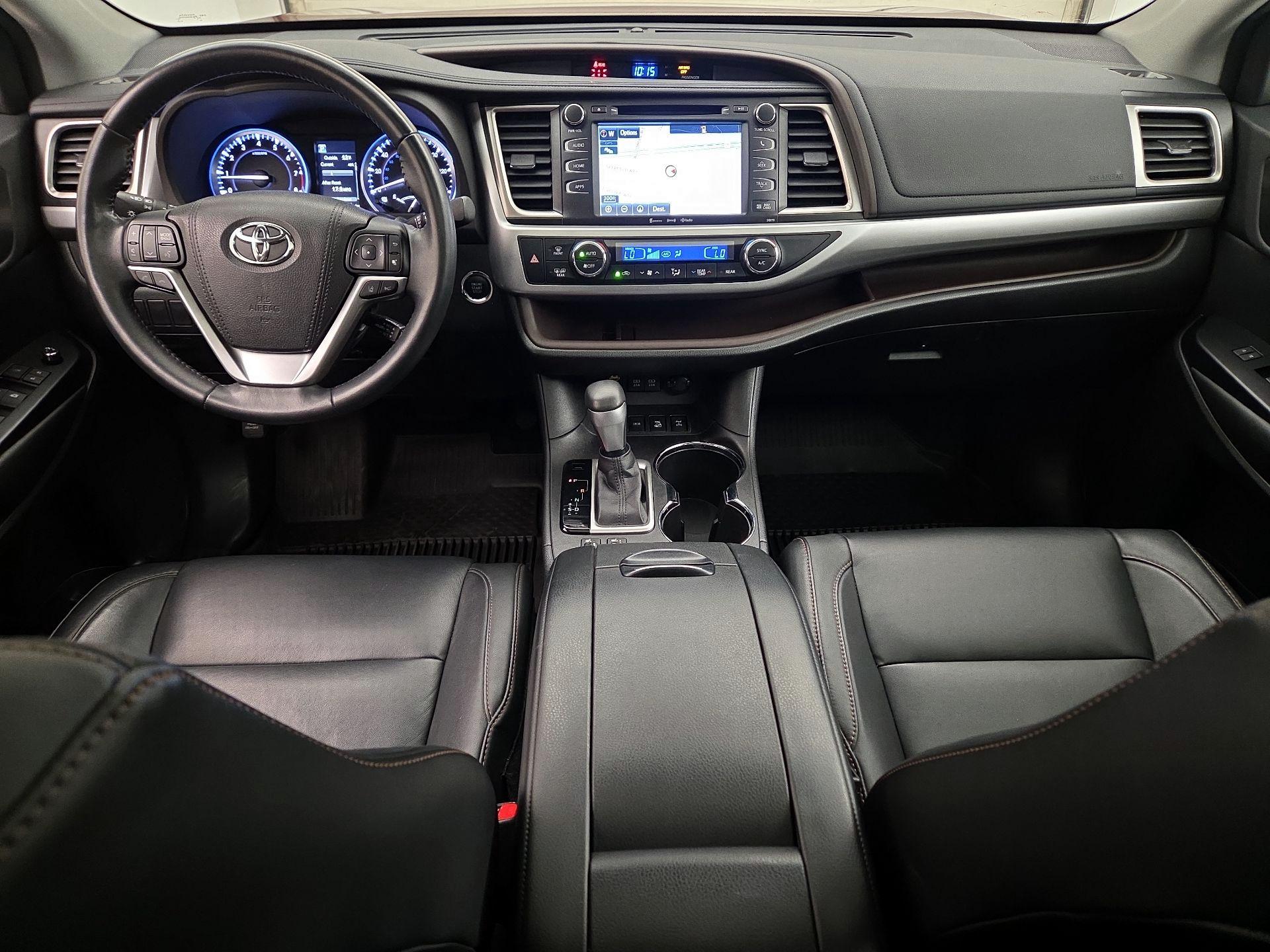 Thumbnail: 2017 Toyota Highlander - 9