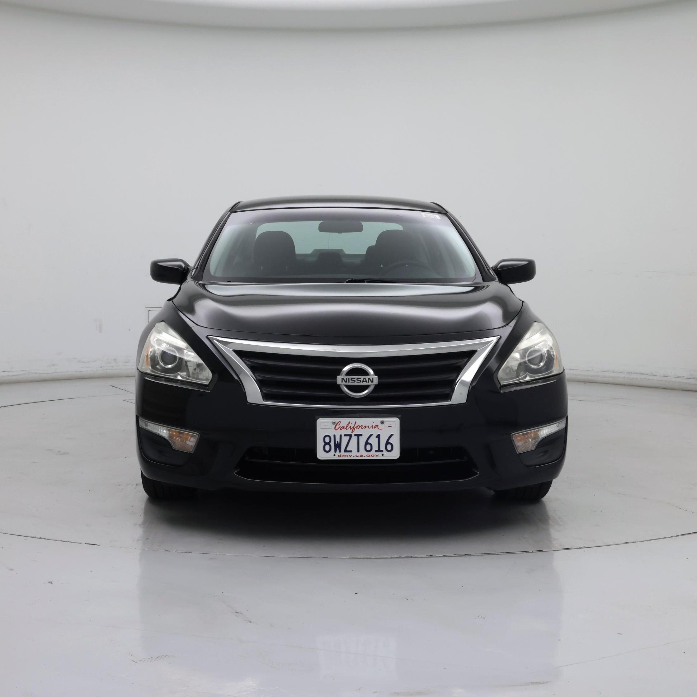 Thumbnail: 2015 Nissan Altima - 5