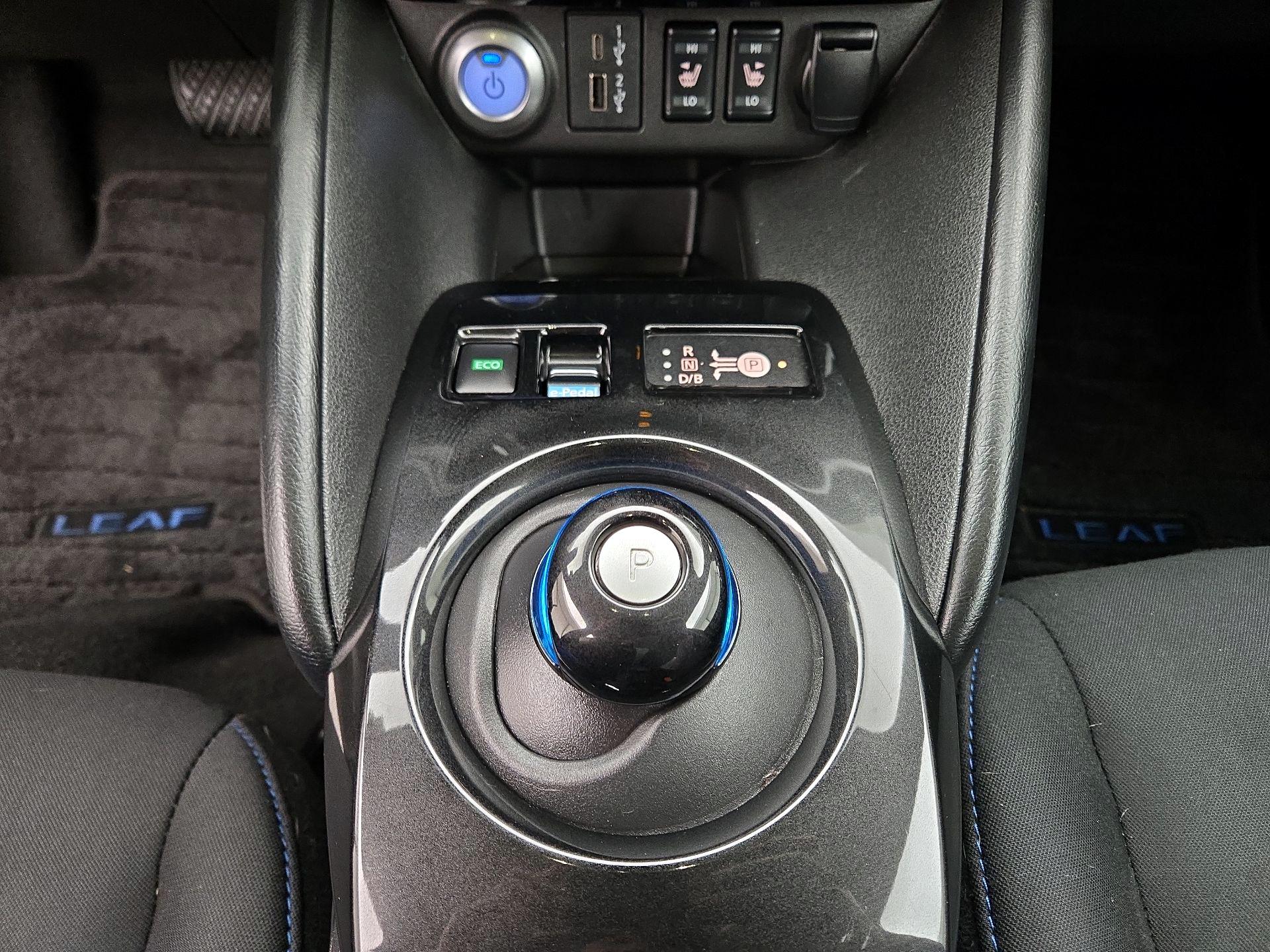 Thumbnail: 2020 Nissan Leaf - 18