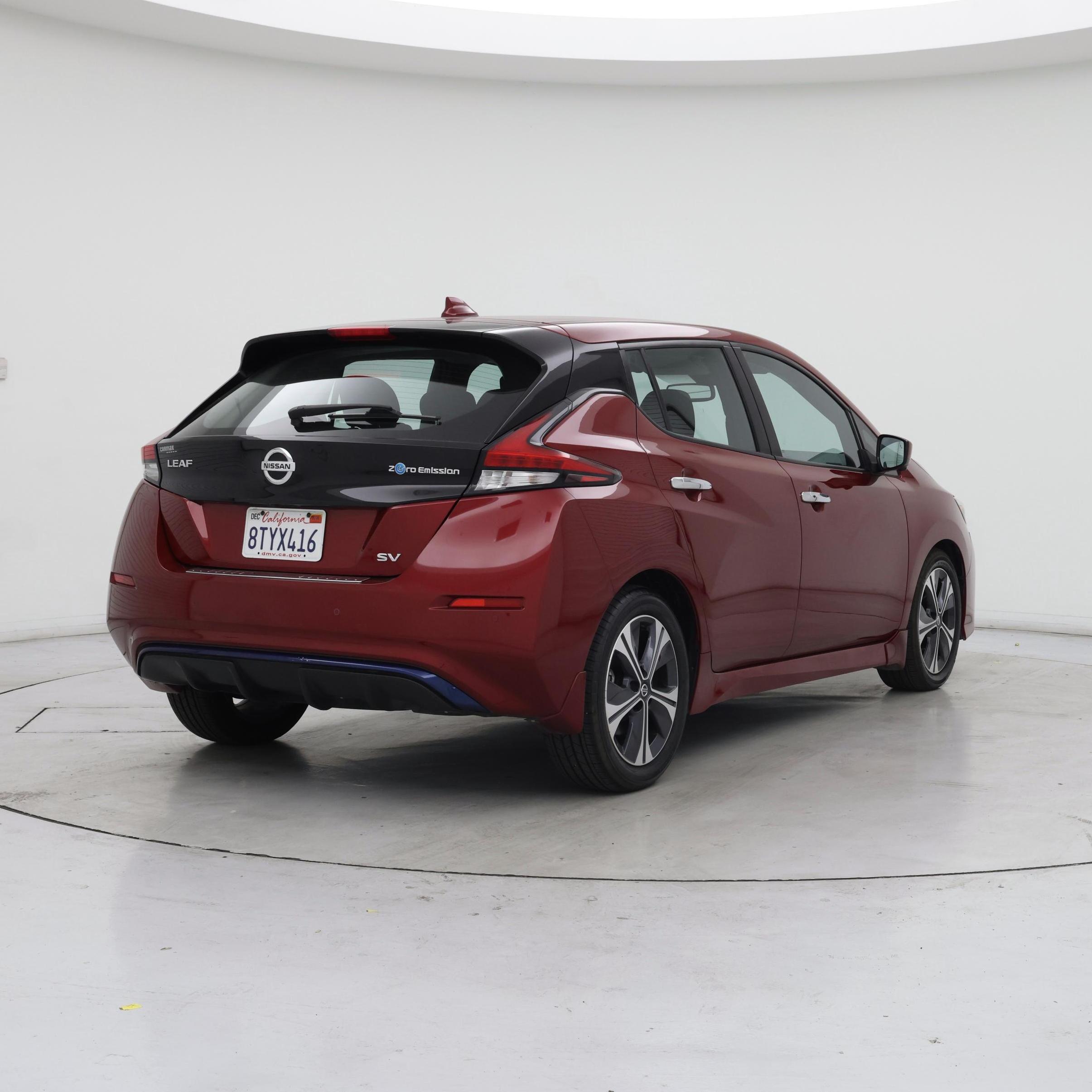 Thumbnail: 2020 Nissan Leaf - 8